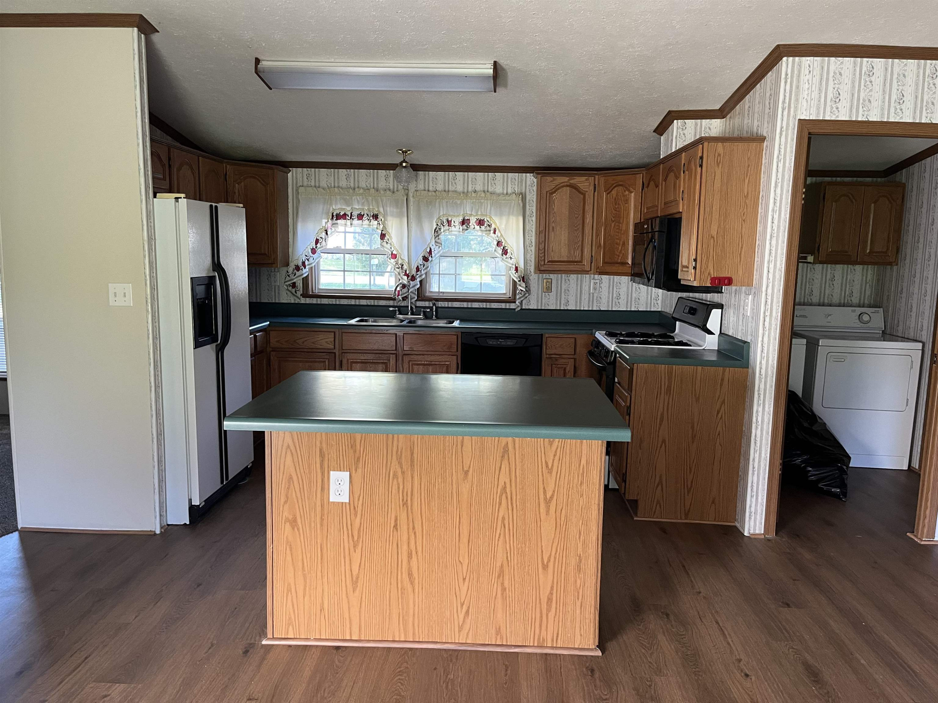 10314 Baker Drive, Clio, MI 48420 — Photo 4
