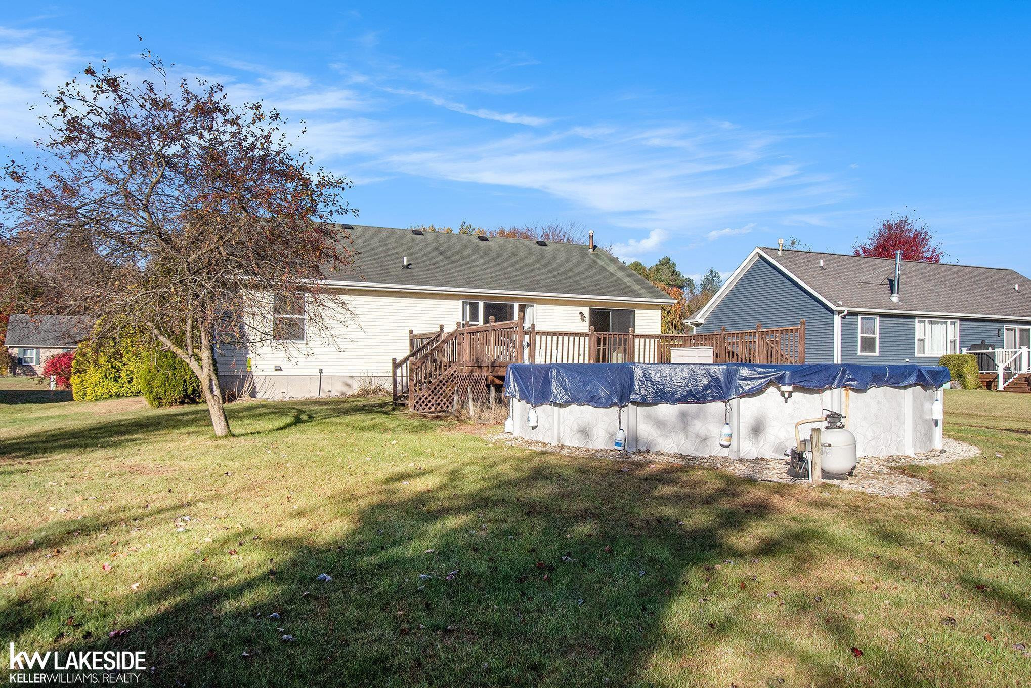 2022 Edward Lane, MI — Photo 27