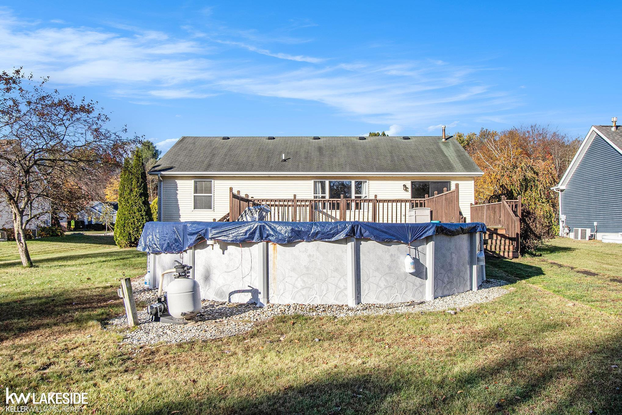 2022 Edward Lane, MI — Photo 29