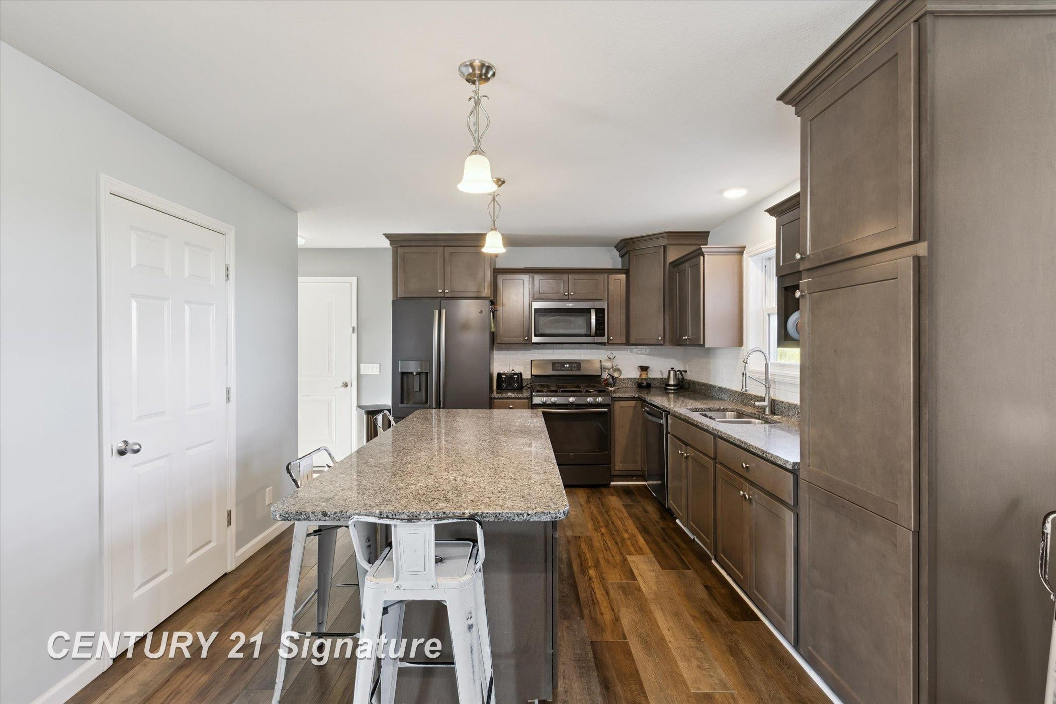 4649 Stephanie Court, Auburn, MI 48611 — Photo 7