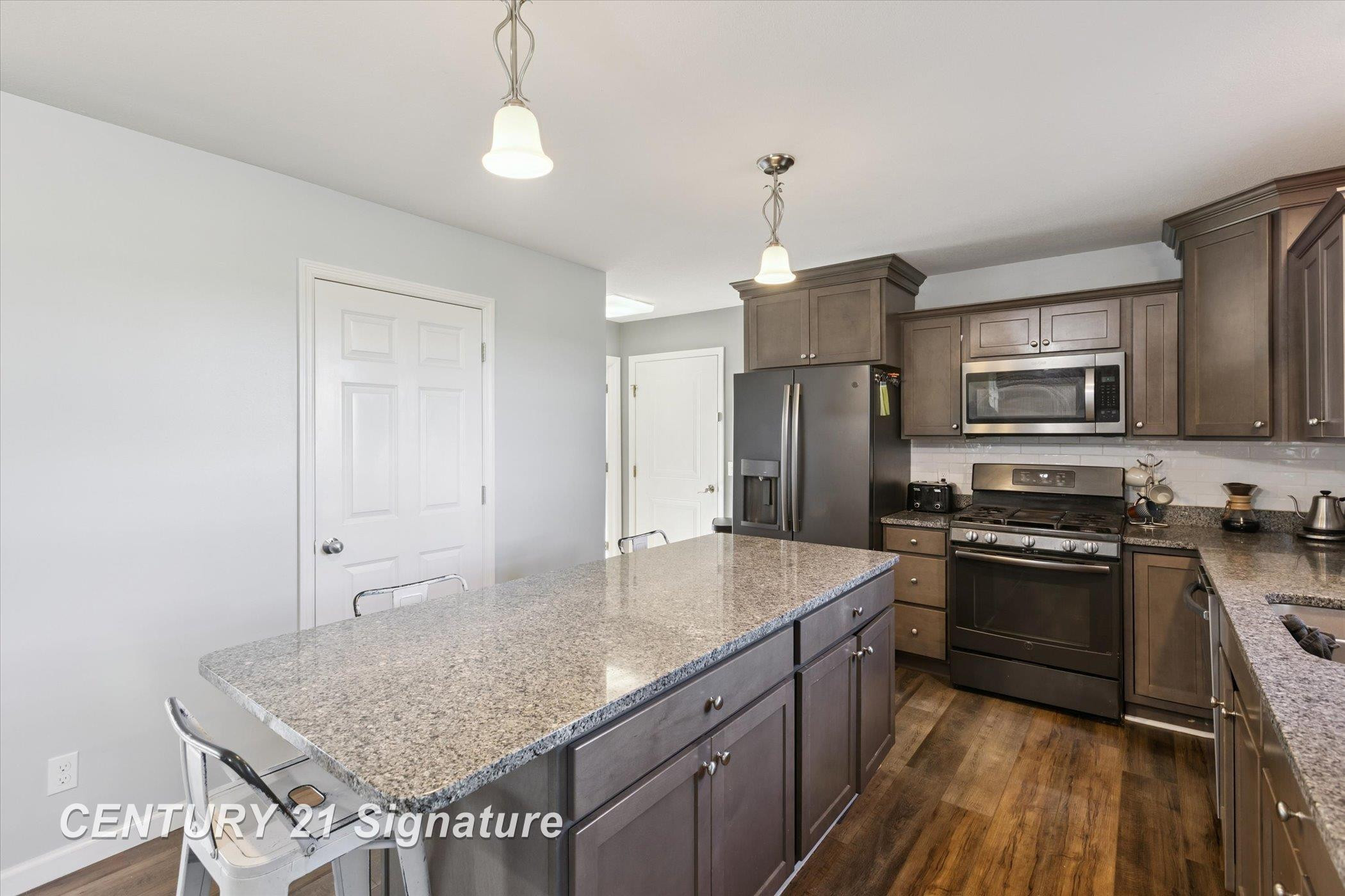 4649 Stephanie Court, Auburn, MI 48611 — Photo 8