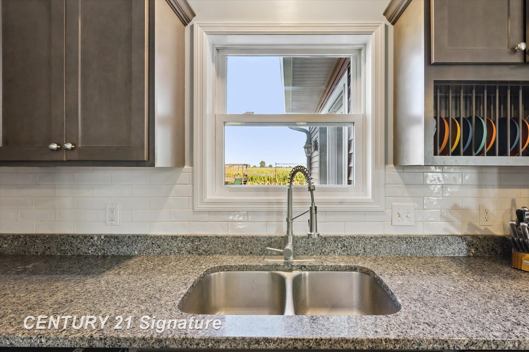 4649 Stephanie Court, Auburn, MI 48611 — Photo 9