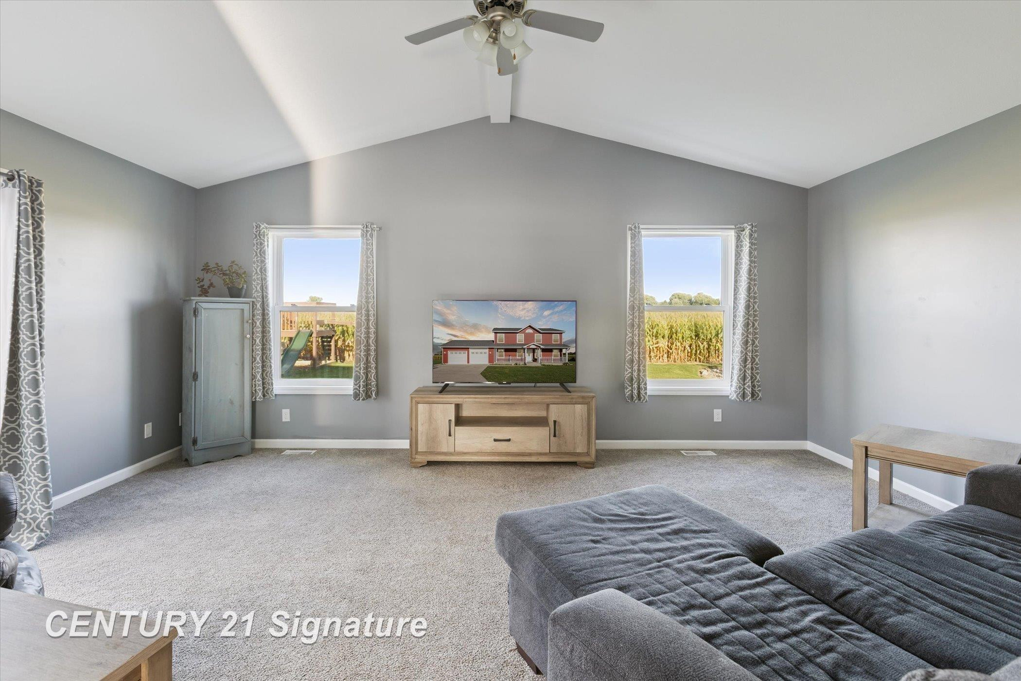 4649 Stephanie Court, Auburn, MI 48611 — Photo 14