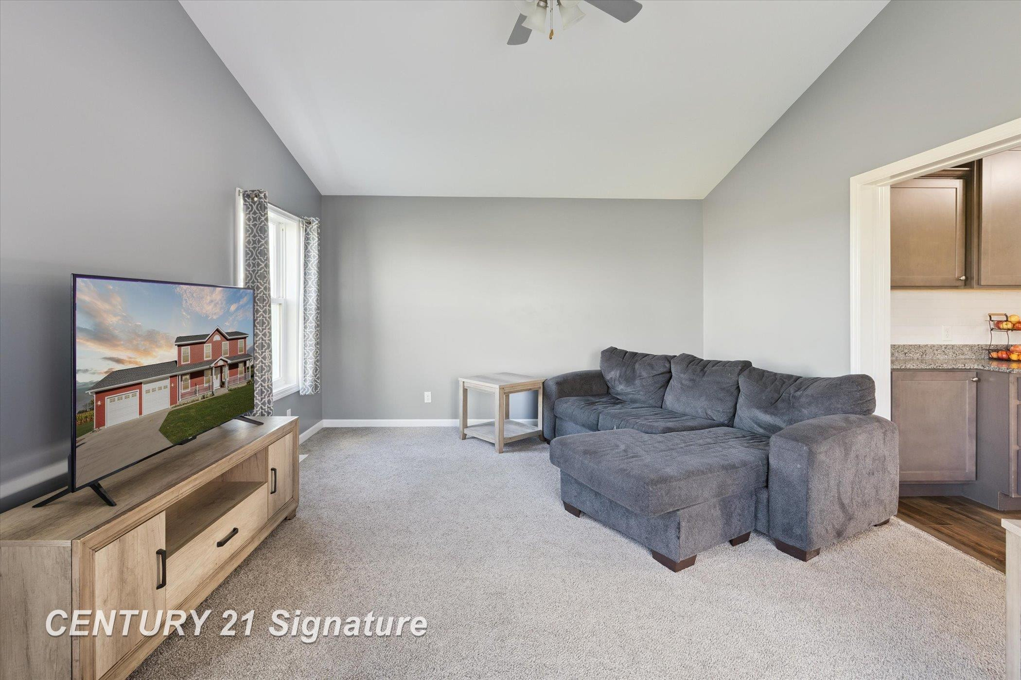 4649 Stephanie Court, Auburn, MI 48611 — Photo 15