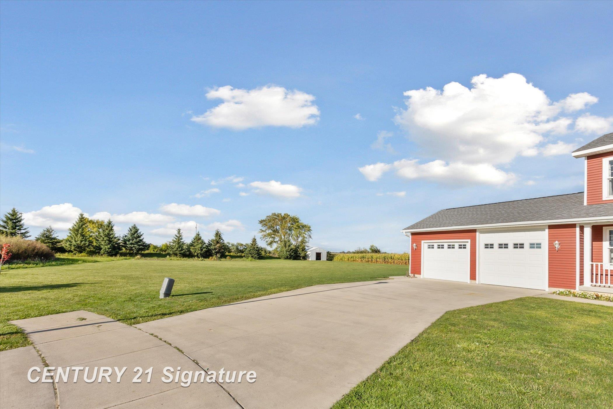 4649 Stephanie Court, Auburn, MI 48611 — Photo 49