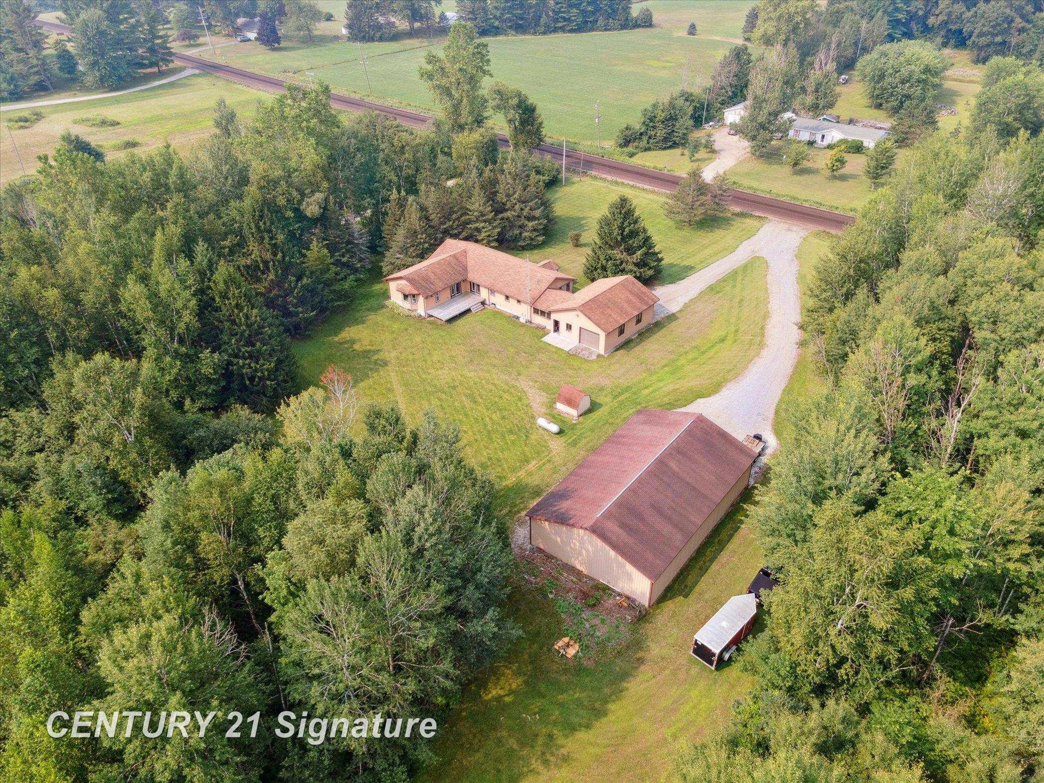 132 N Nine Mile Road, Midland, MI 48640 — Photo 4