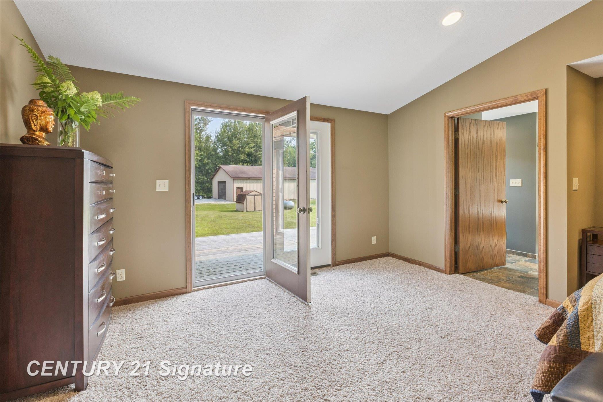 132 N Nine Mile Road, Midland, MI 48640 — Photo 33