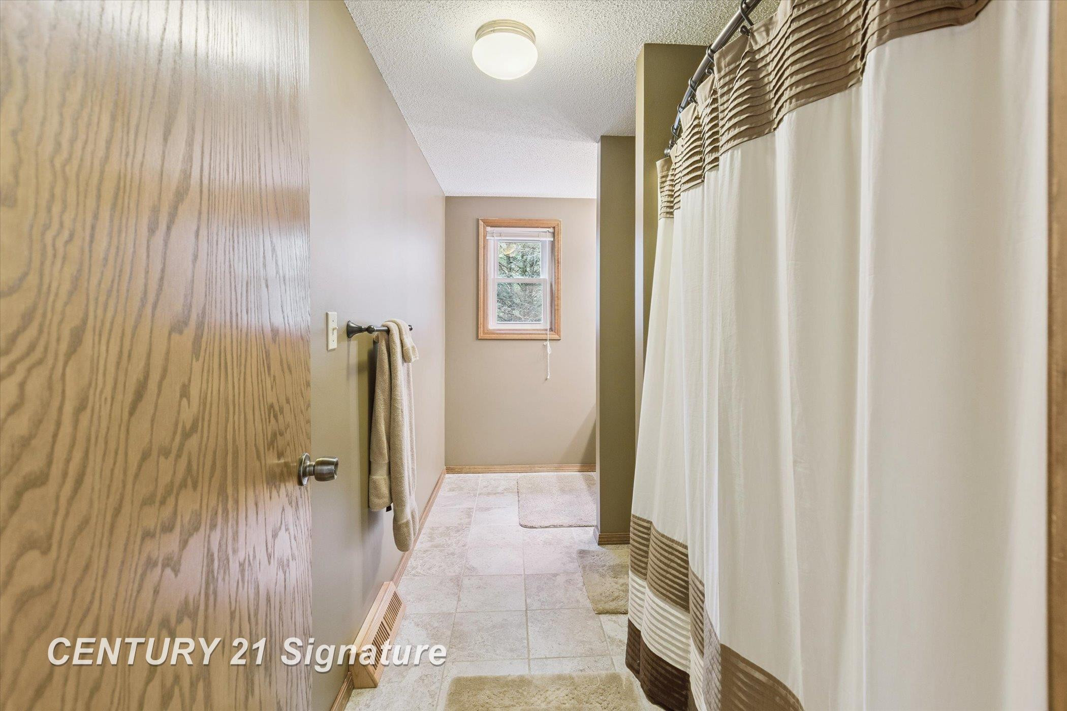 132 N Nine Mile Road, Midland, MI 48640 — Photo 48