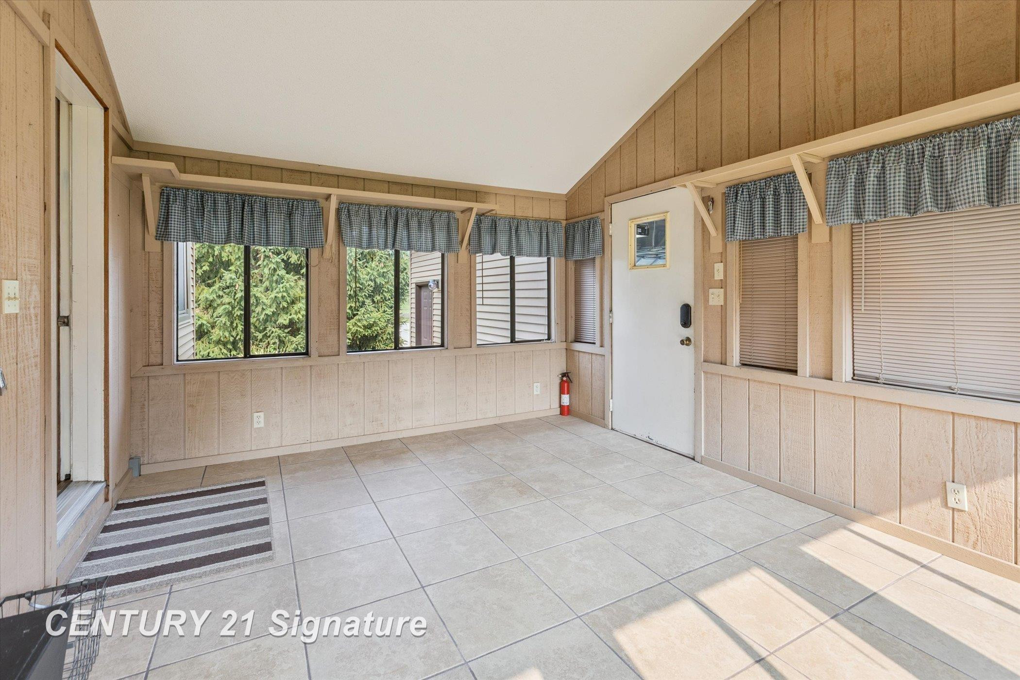 132 N Nine Mile Road, Midland, MI 48640 — Photo 58