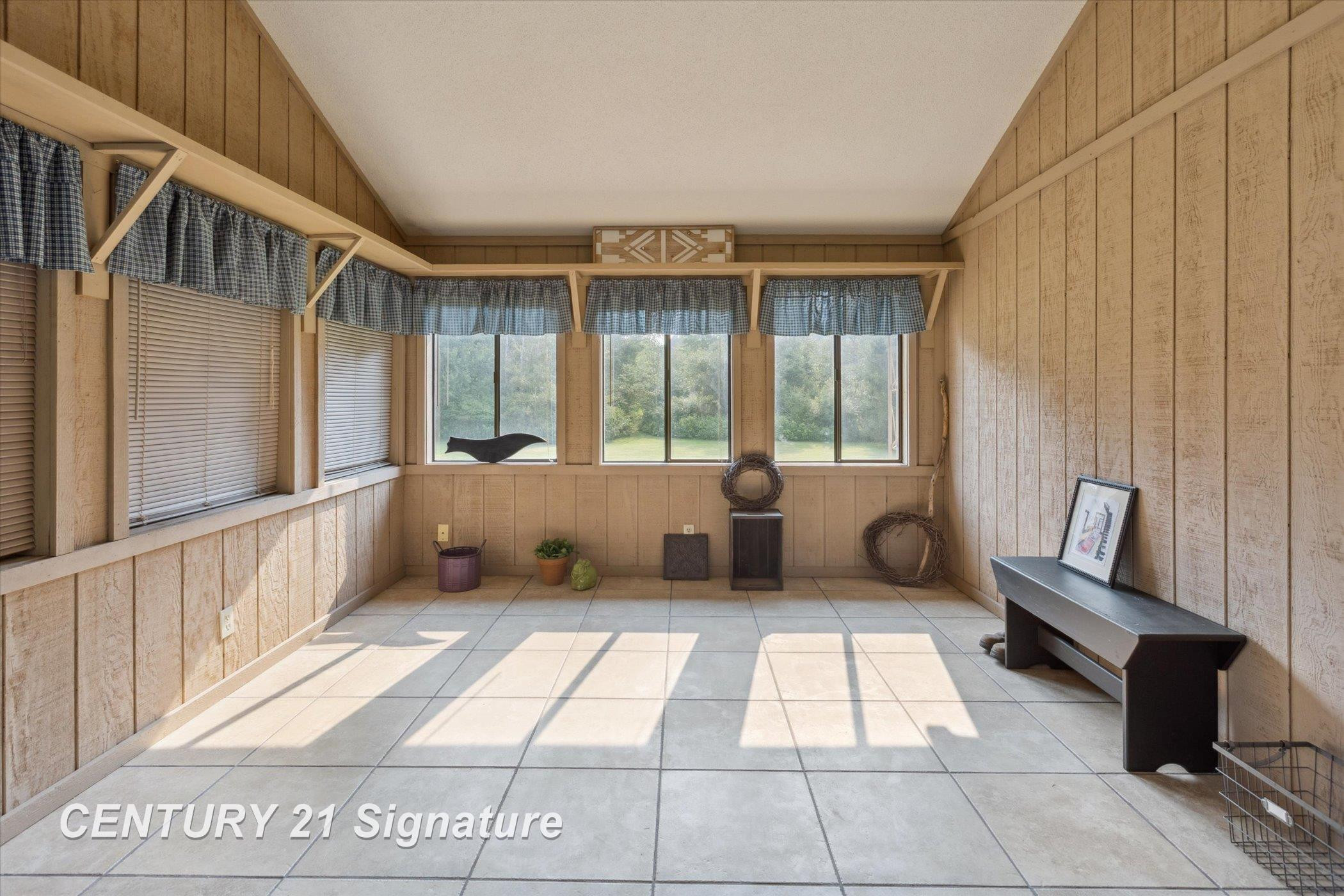 132 N Nine Mile Road, Midland, MI 48640 — Photo 59