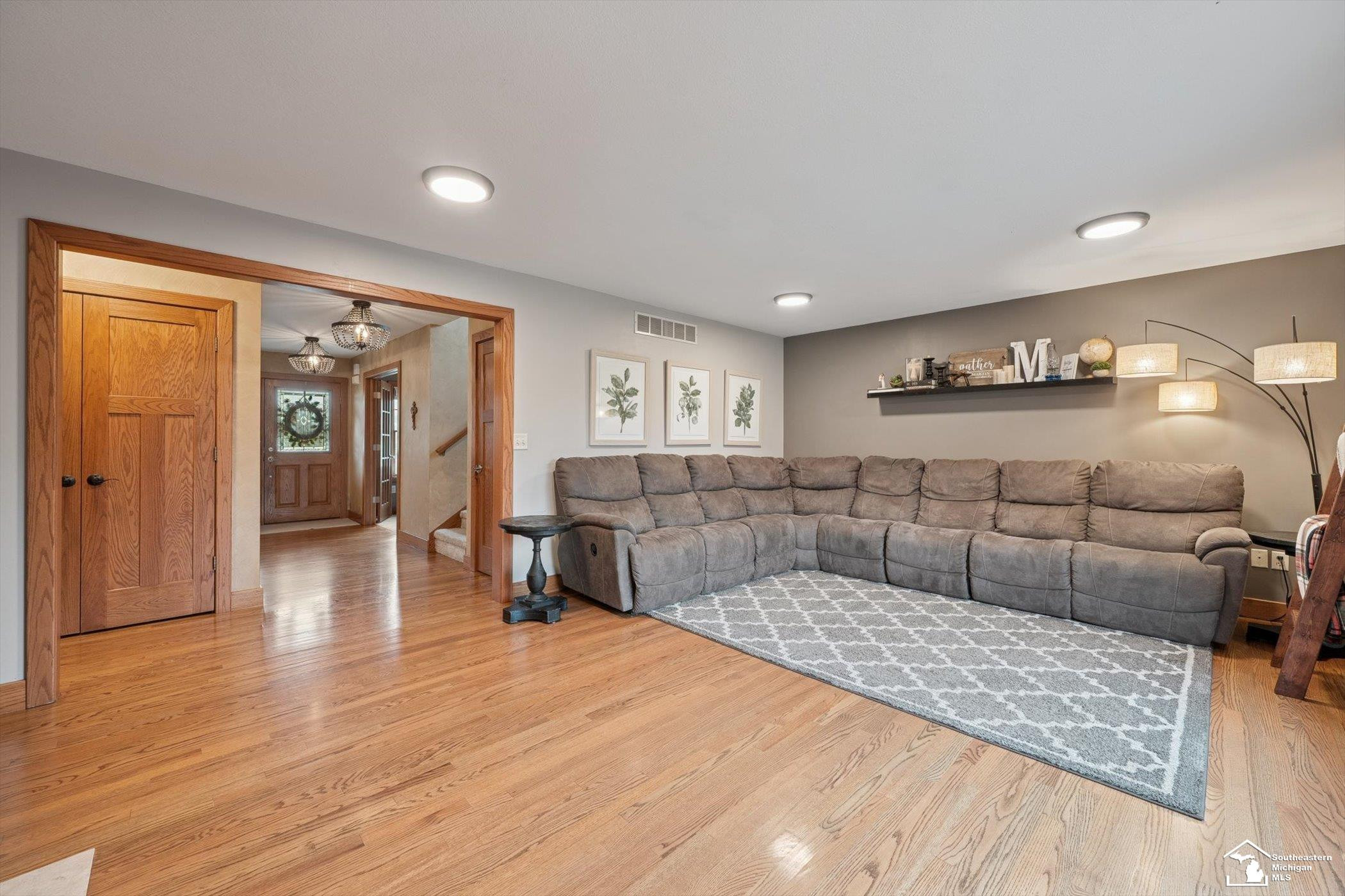 8439 Eagle Pointe Drive, Newport, MI 48166 — Photo 15