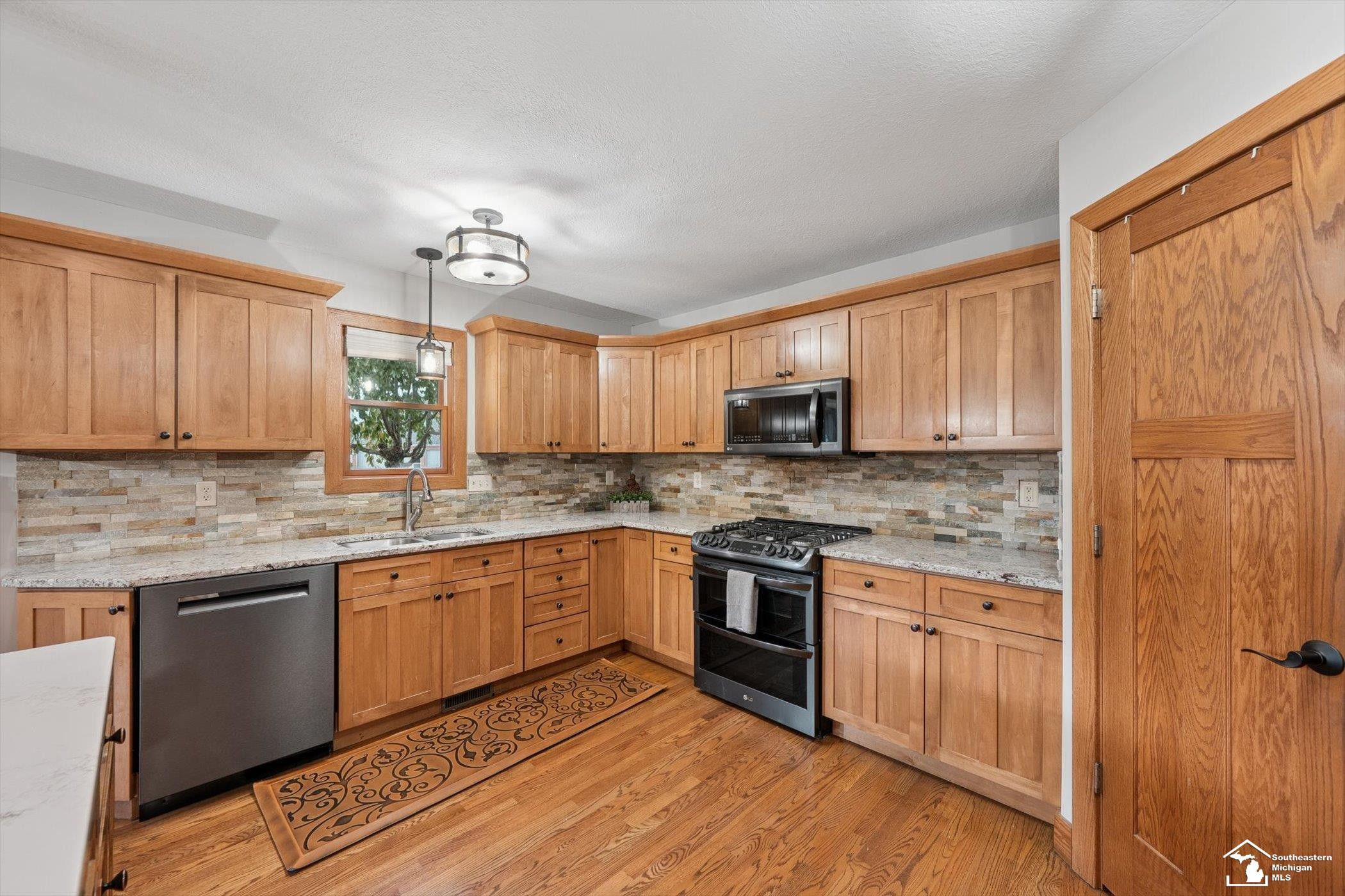 8439 Eagle Pointe Drive, Newport, MI 48166 — Photo 22
