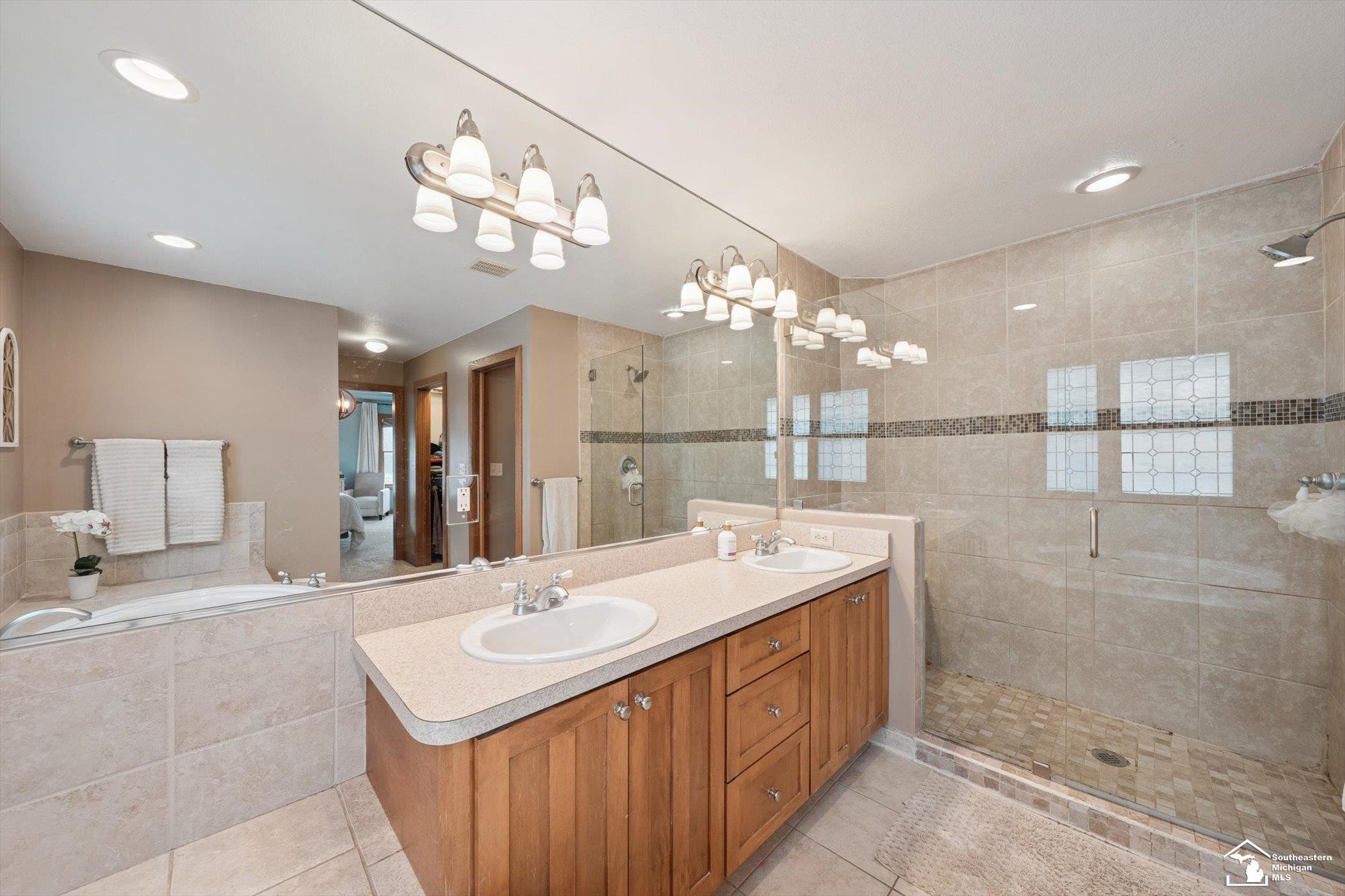 8439 Eagle Pointe Drive, Newport, MI 48166 — Photo 31