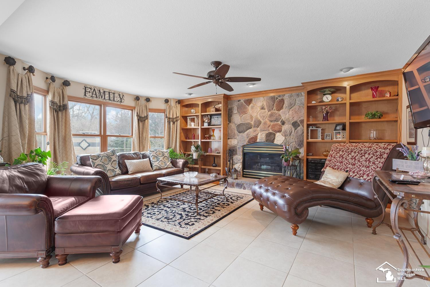 3185 Deer Creek Drive, Lambertville, MI 48144 — Photo 8