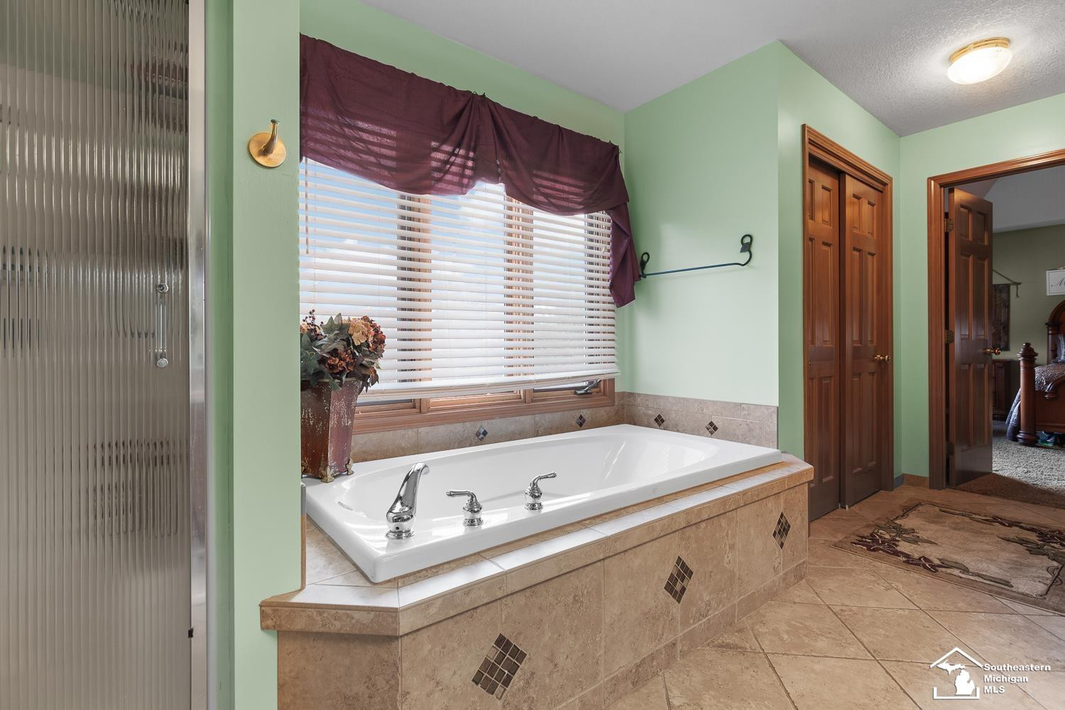 3185 Deer Creek Drive, Lambertville, MI 48144 — Photo 24