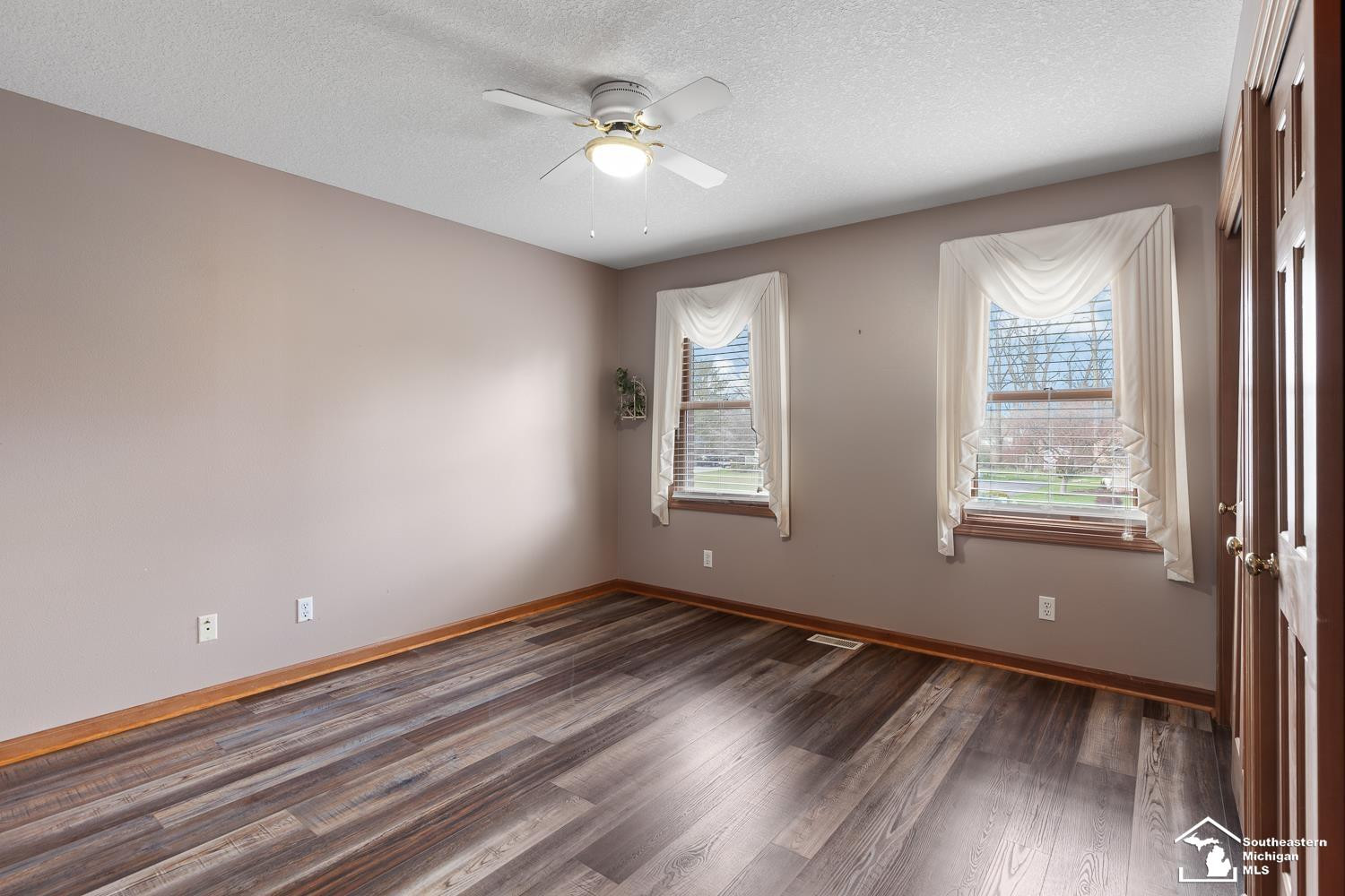 3185 Deer Creek Drive, Lambertville, MI 48144 — Photo 31
