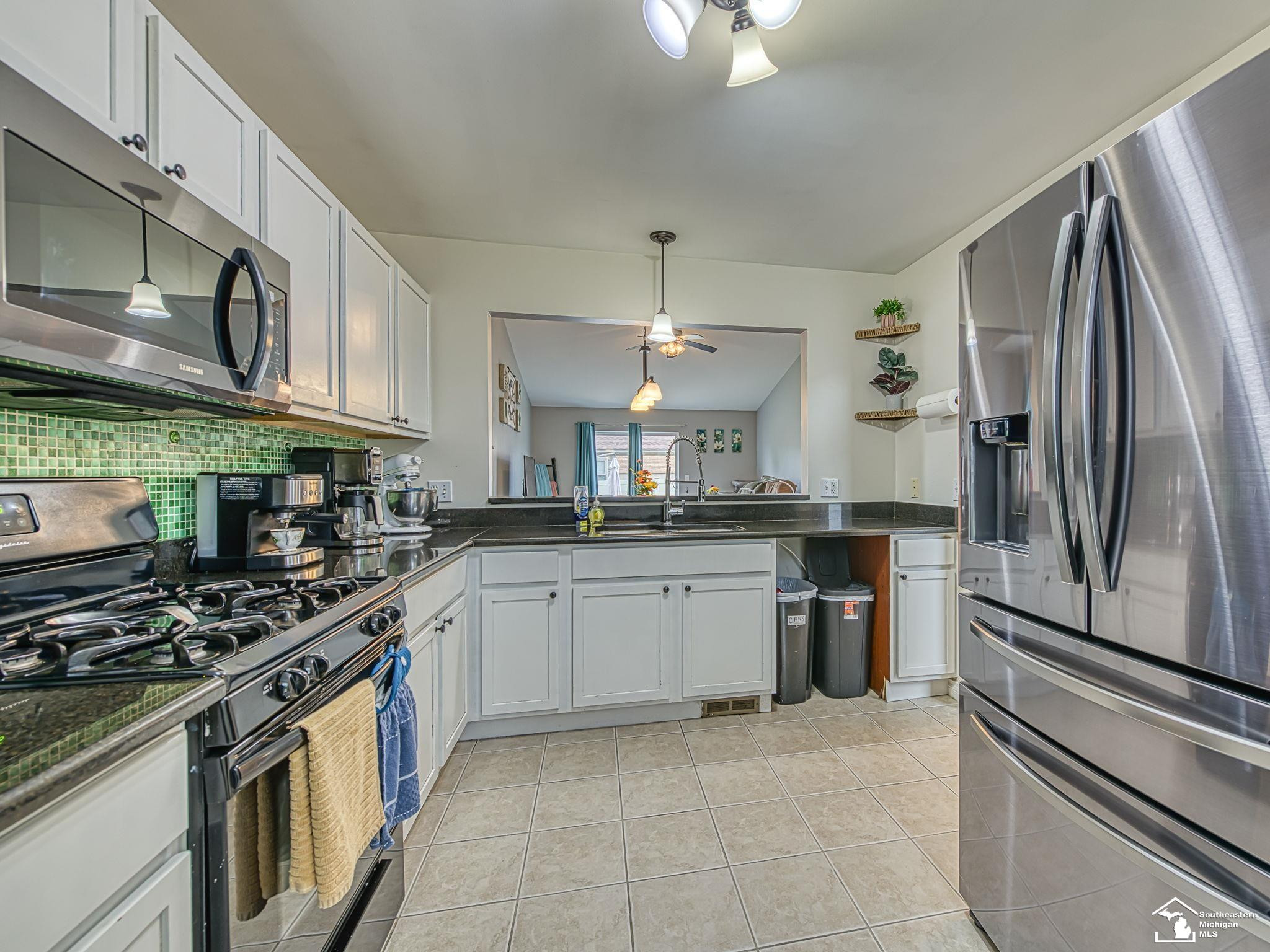 12240 Spencer Lane, Carleton, MI 48117 — Photo 6