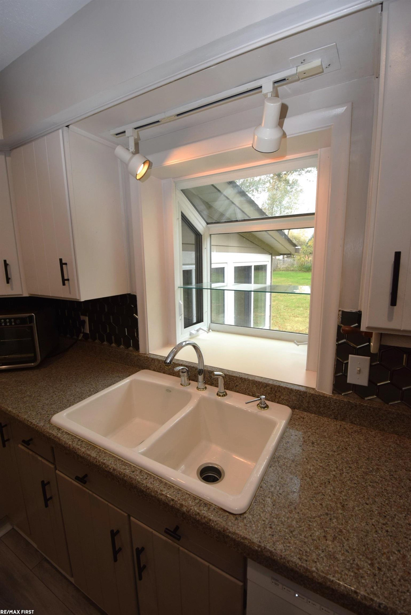 9640 Shady Lane Court, Algonac, MI 48001 — Photo 26