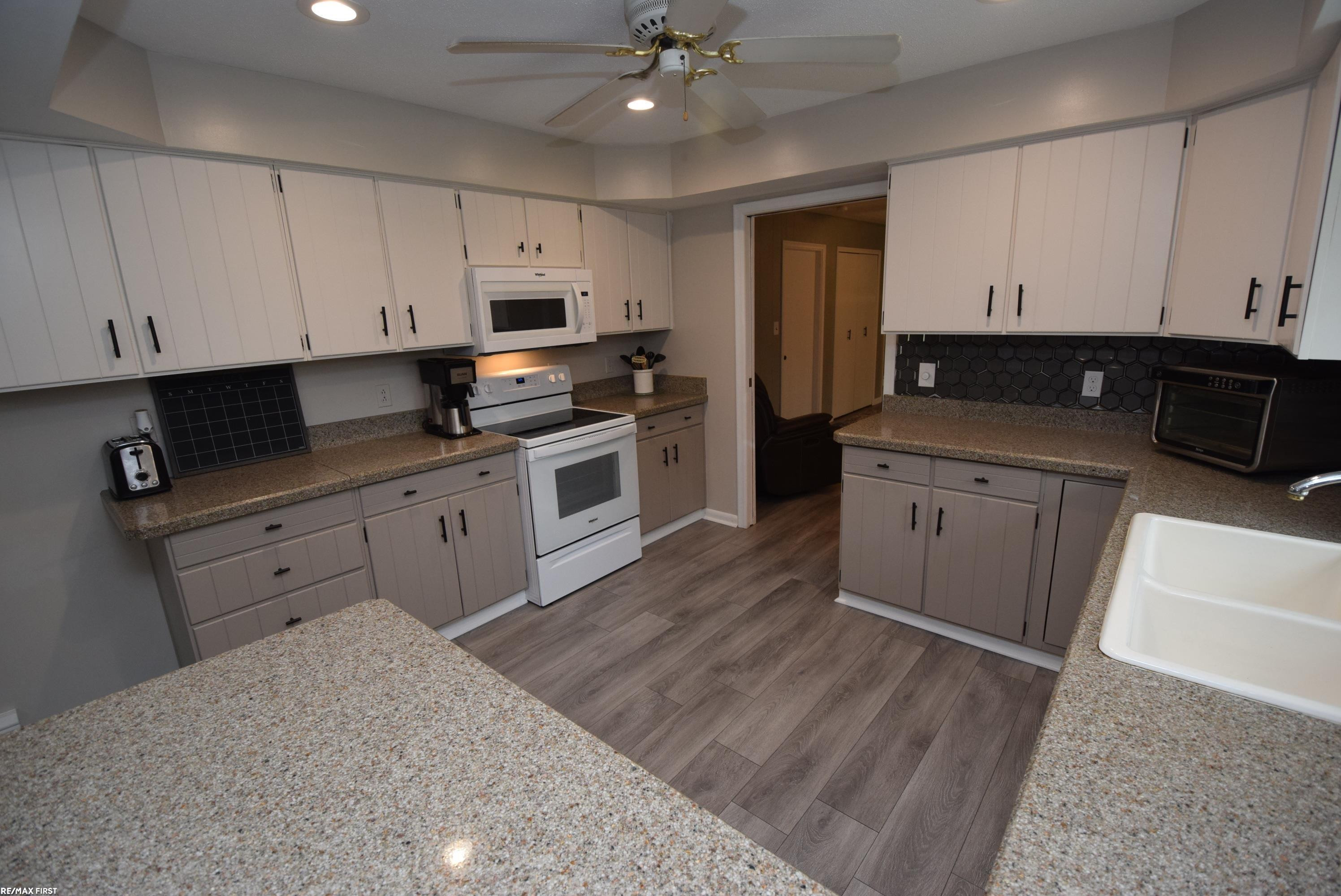 9640 Shady Lane Court, Algonac, MI 48001 — Photo 28