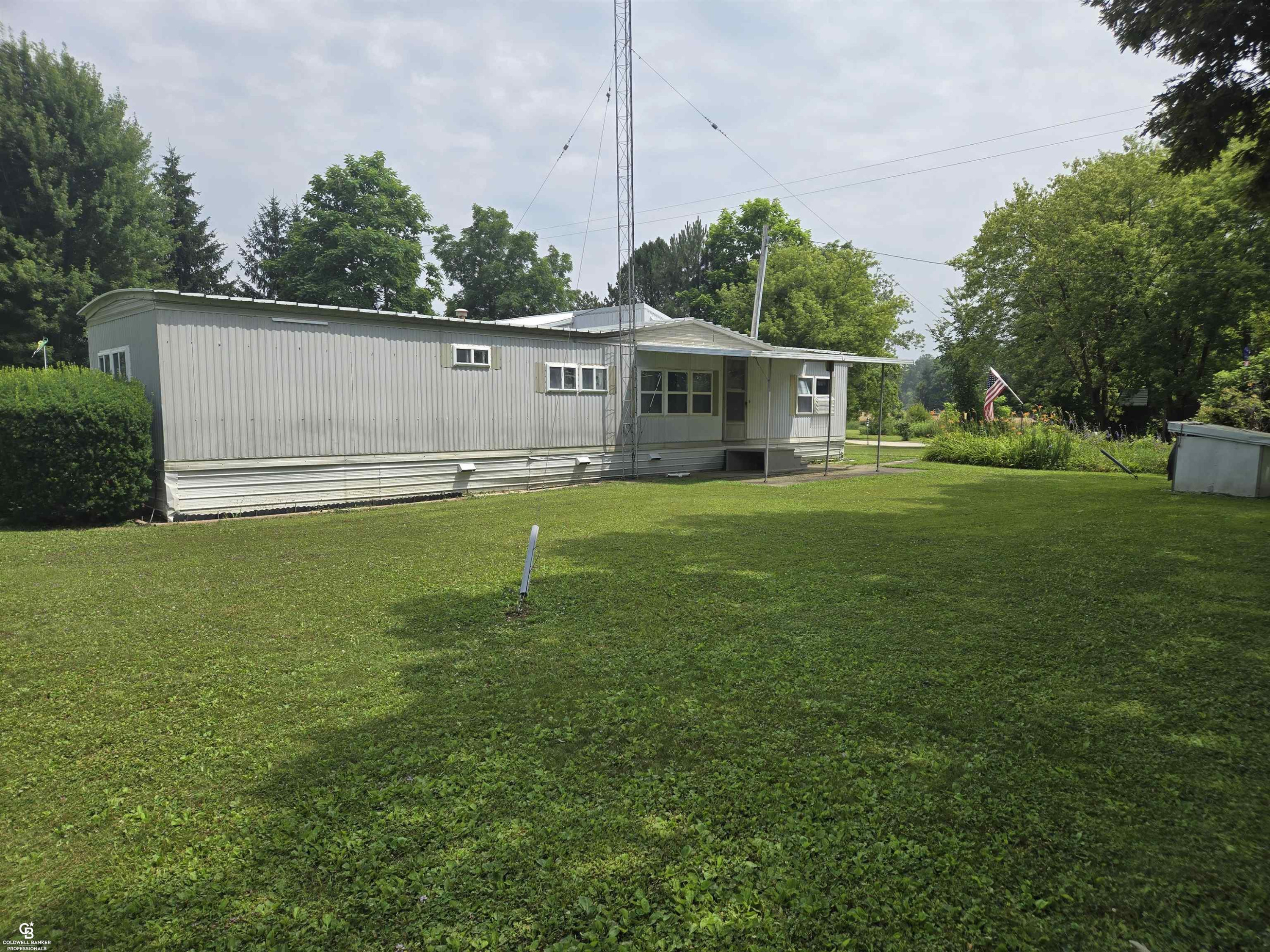 8009 Arendt Road, Yale, MI 48097 — Photo 2