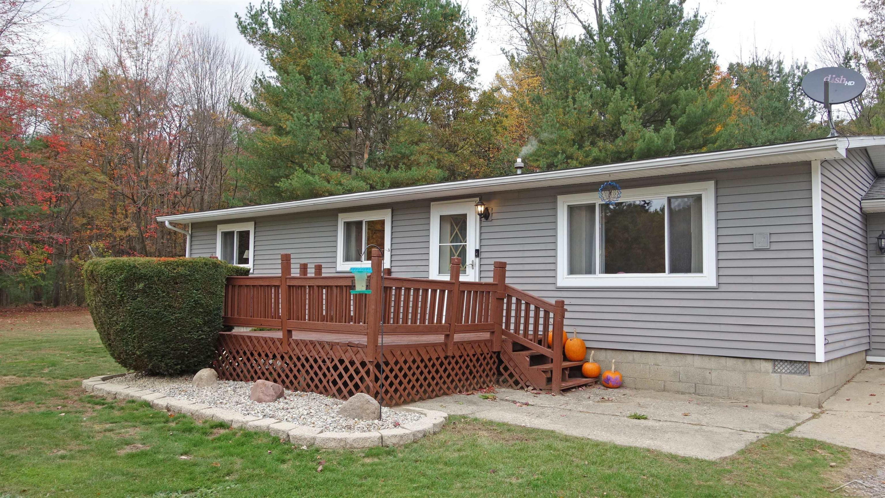 5400 W Burt Road, Montrose, MI 48457 — Photo 3