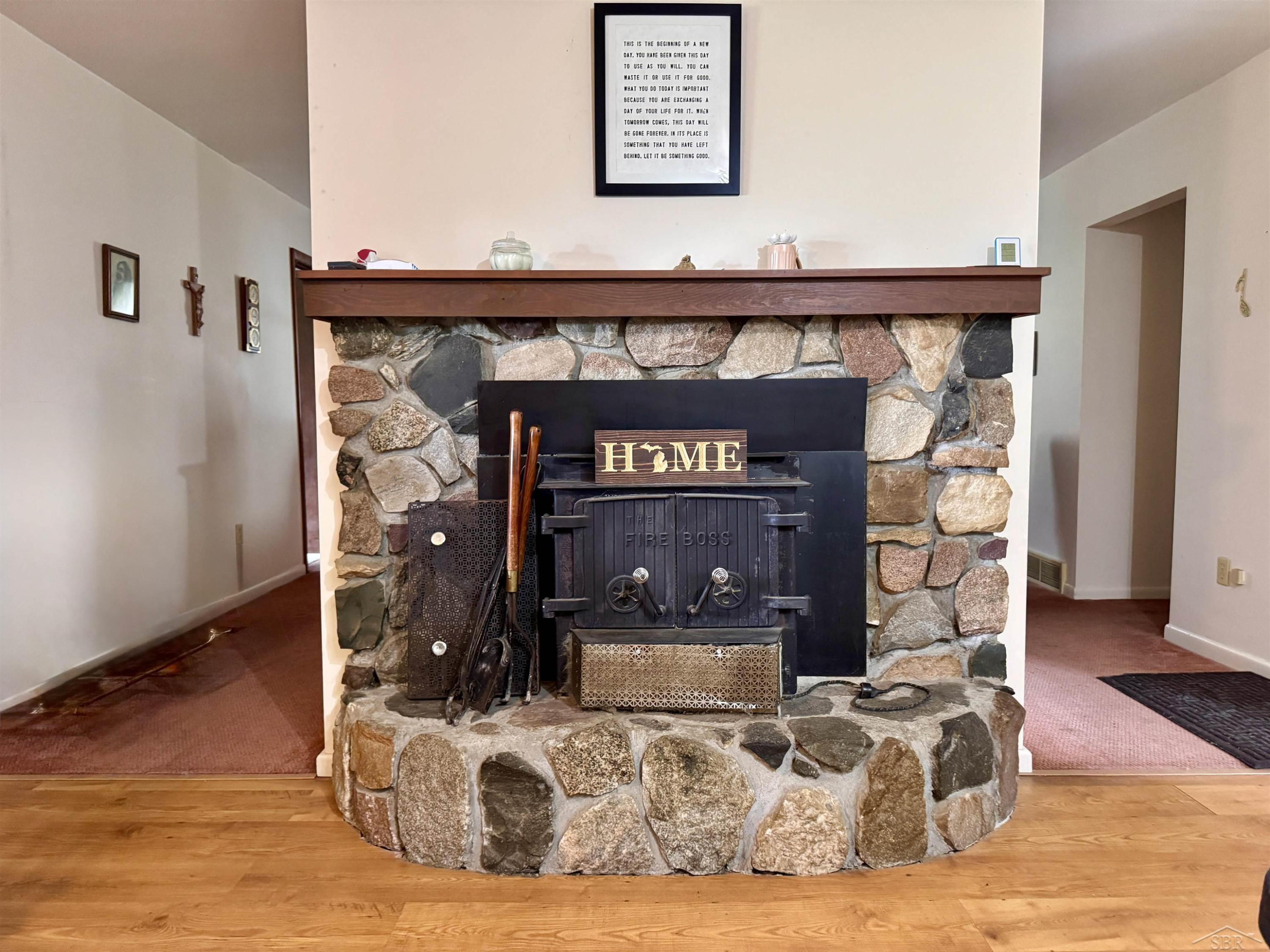 16045 Somerfield Road, Hemlock, MI 48626 — Photo 8