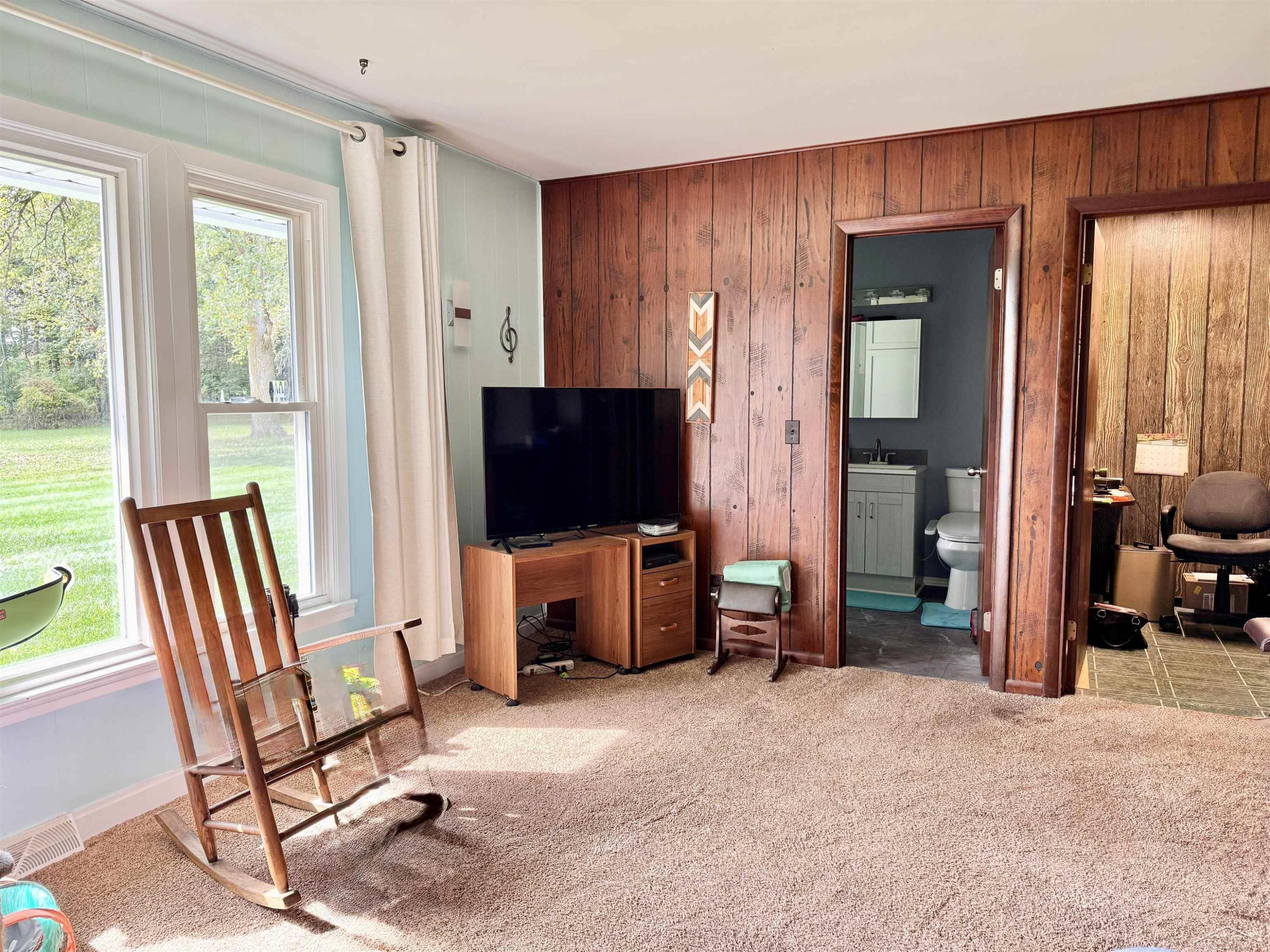 16045 Somerfield Road, Hemlock, MI 48626 — Photo 11