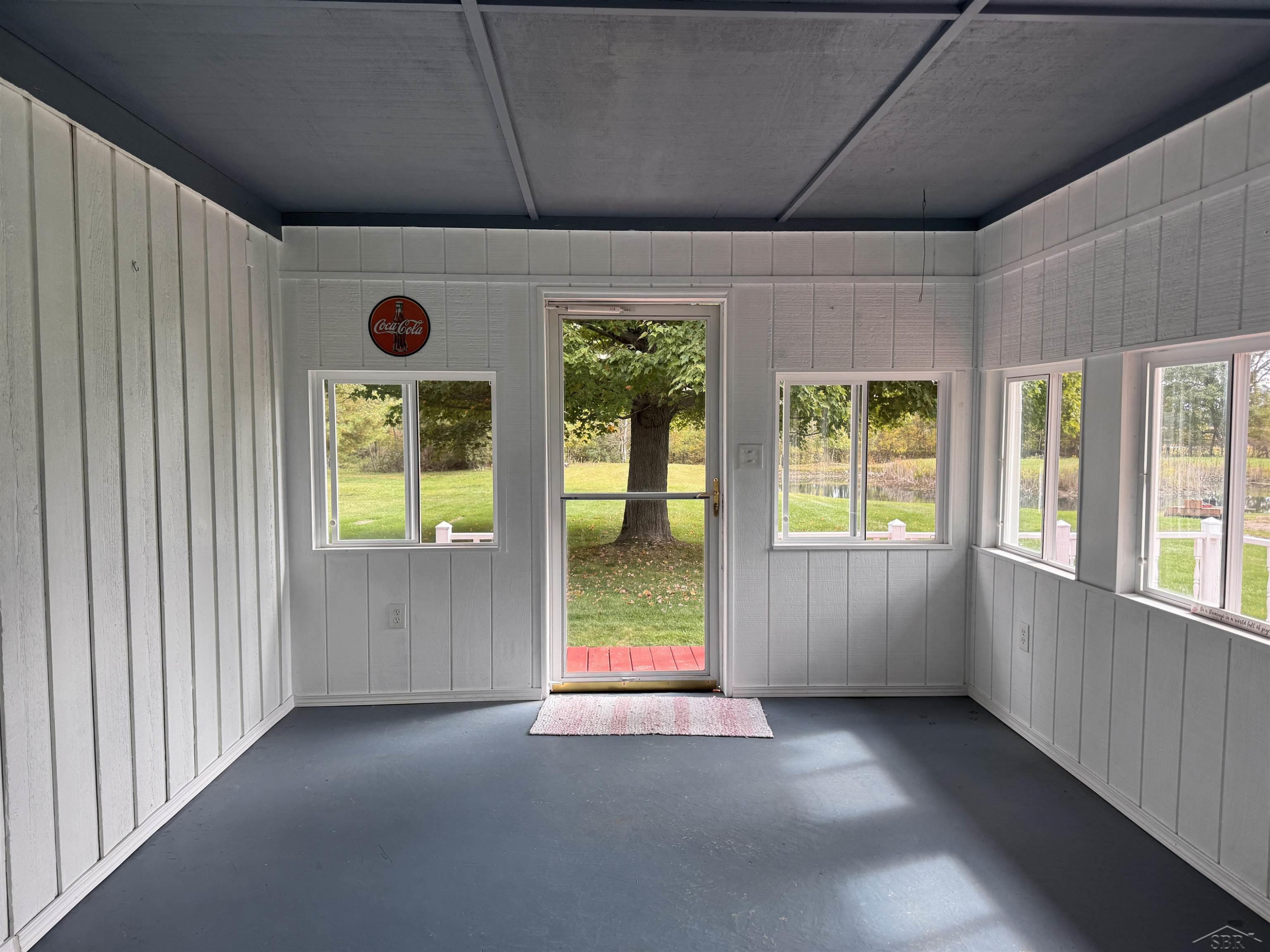 16045 Somerfield Road, Hemlock, MI 48626 — Photo 24