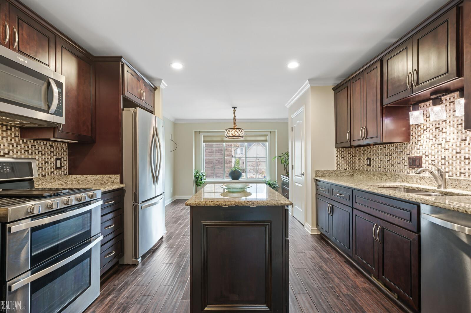 14961 W Stoney Brook Drive, Shelby Twp, MI 48315 — Photo 11