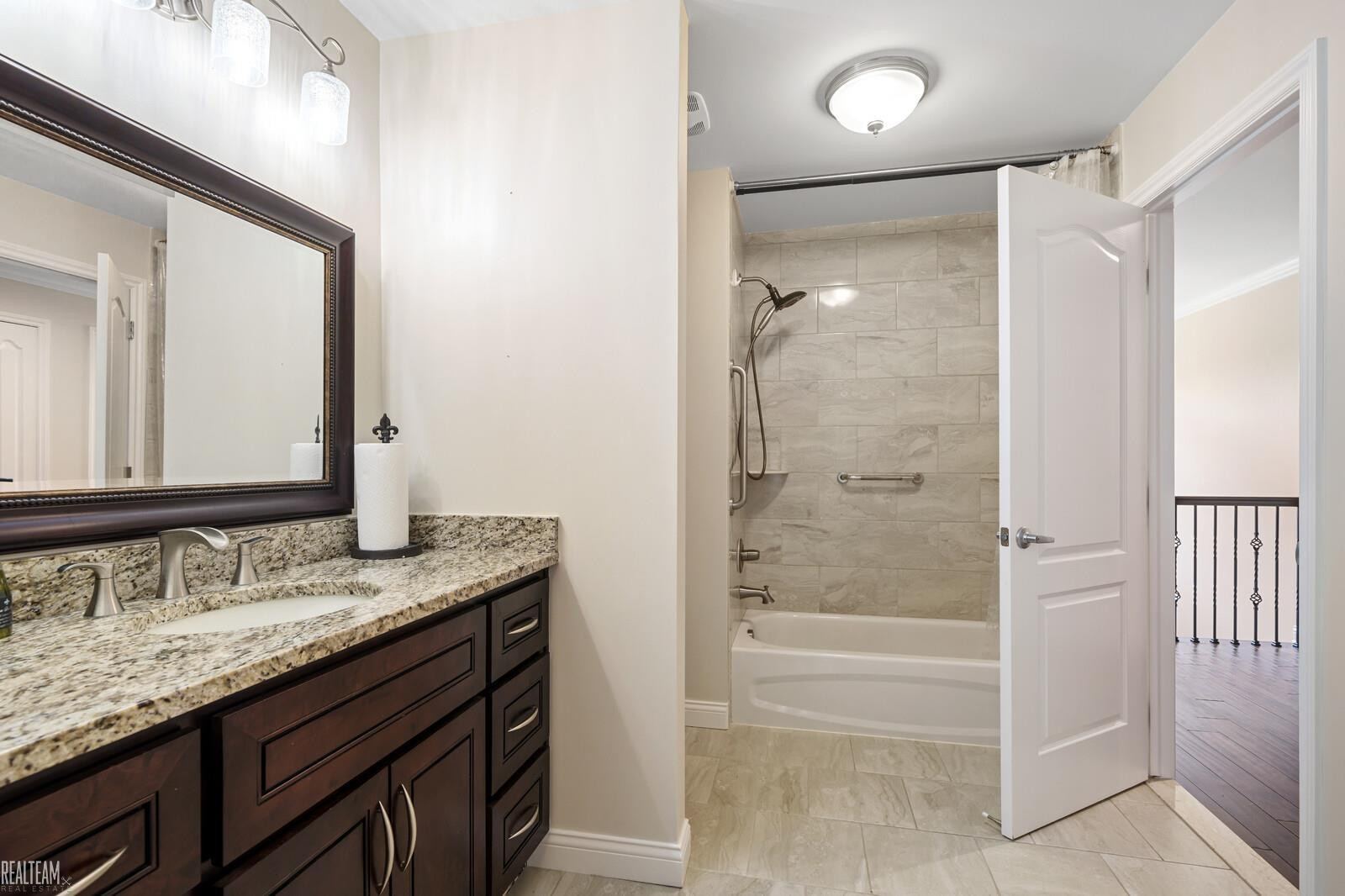 14961 W Stoney Brook Drive, Shelby Twp, MI 48315 — Photo 24