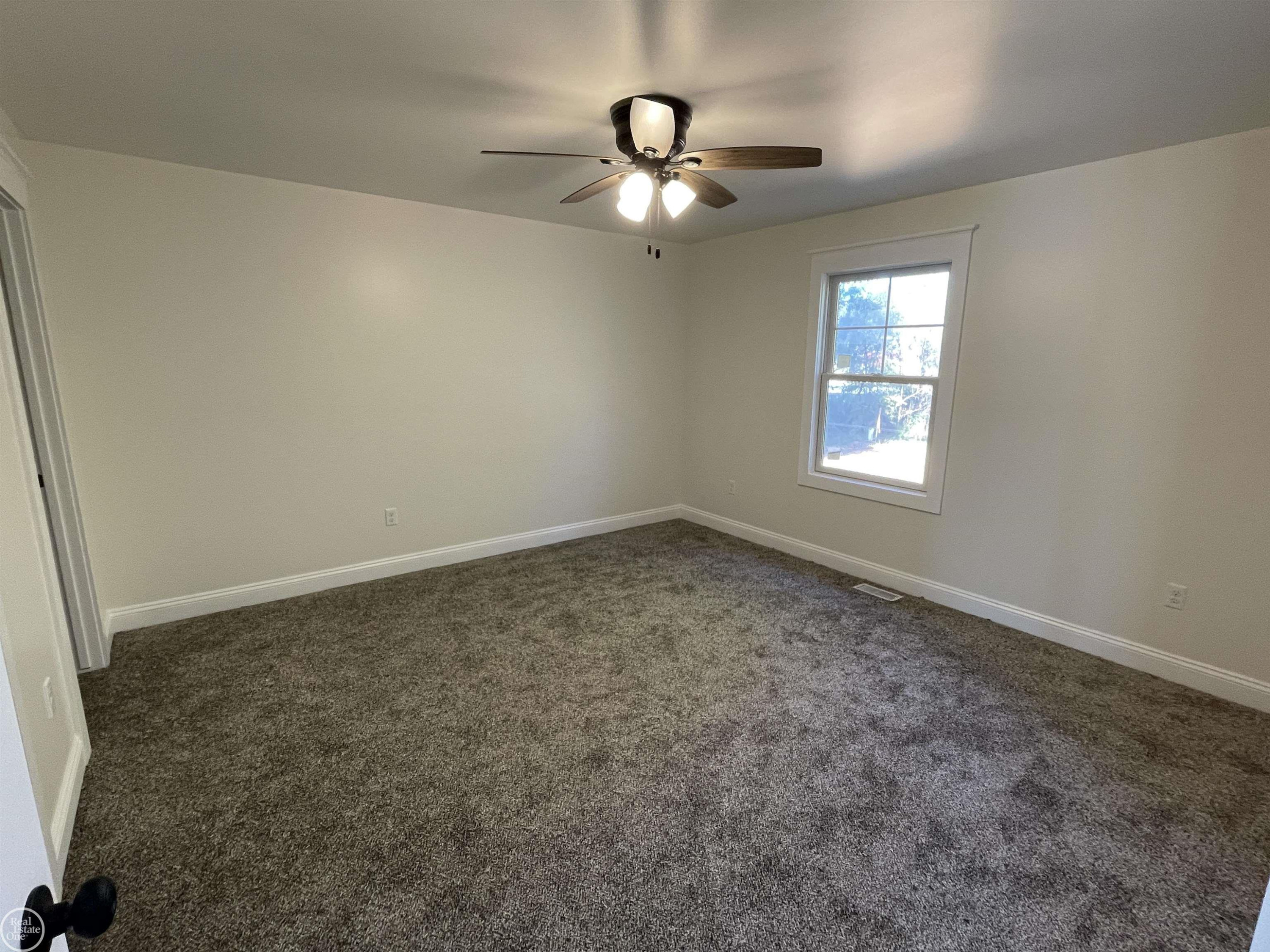 6987 Lapeer Road, Kimball, MI — Photo 8