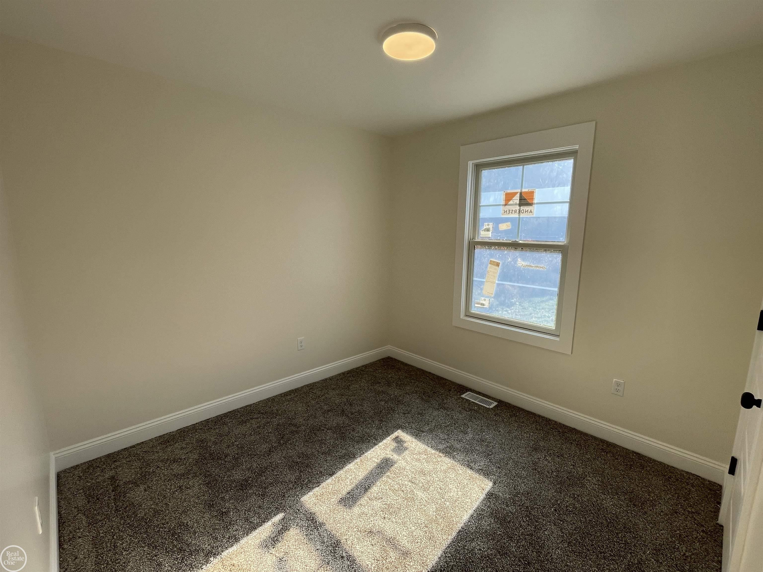 6987 Lapeer Road, Kimball, MI — Photo 10