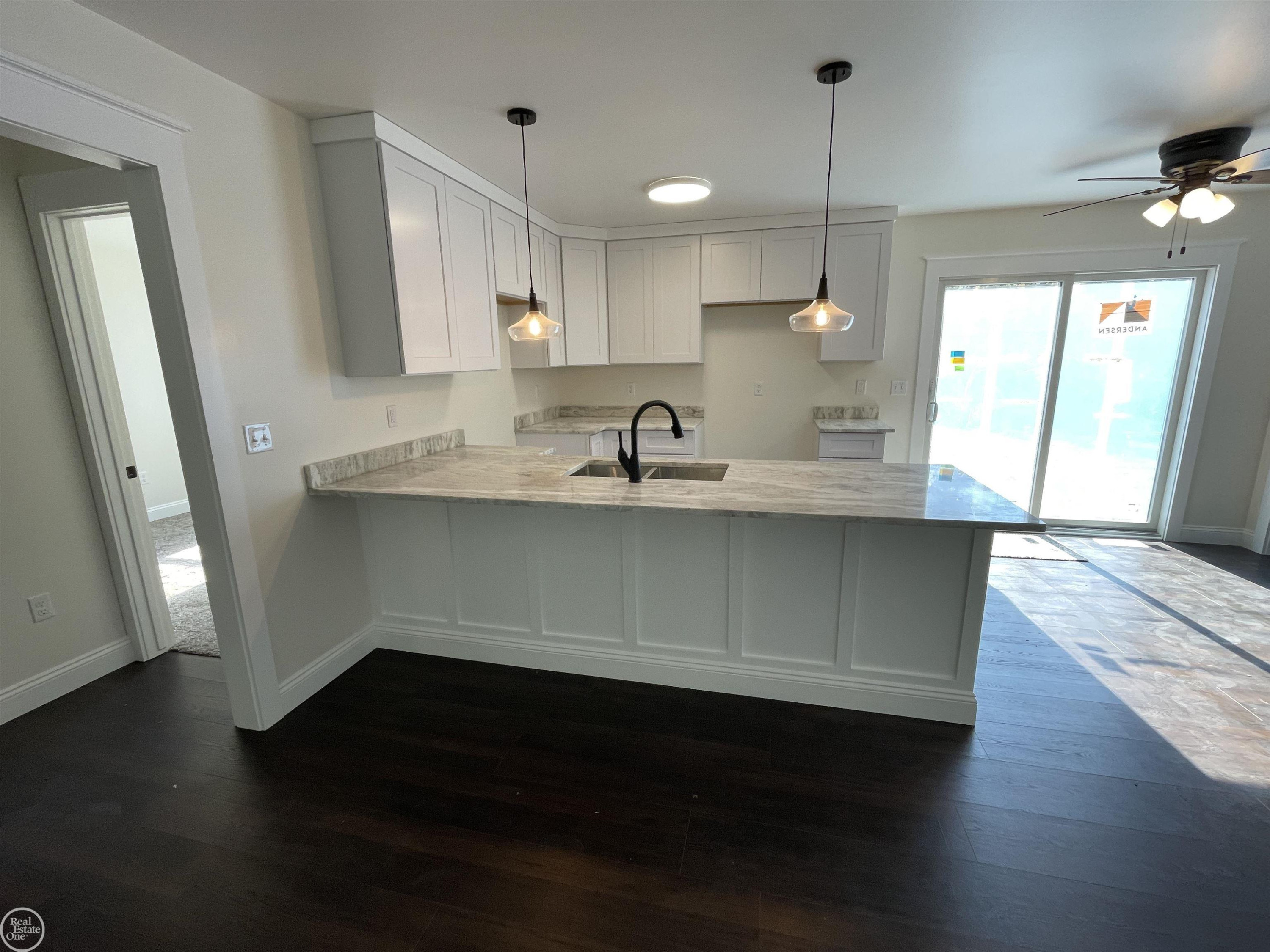 6987 Lapeer Road, Kimball, MI — Photo 15