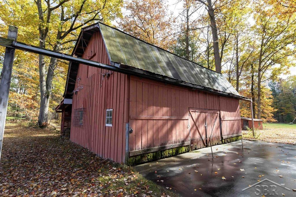 3278 W Chippewa River Road, Shepherd, MI 48883 — Photo 19