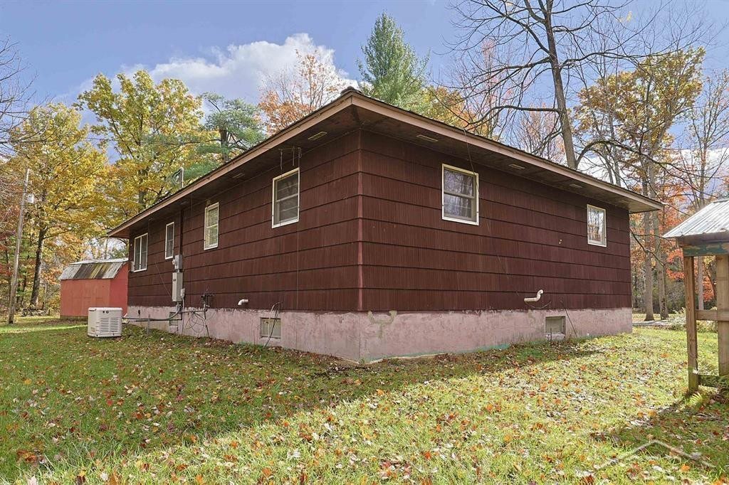 3278 W Chippewa River Road, Shepherd, MI 48883 — Photo 27