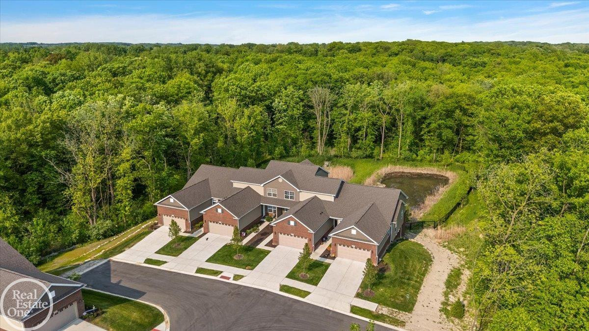 3095 Bridgewater Road, Unit #30, Auburn Hills, MI 48326 — Photo 55