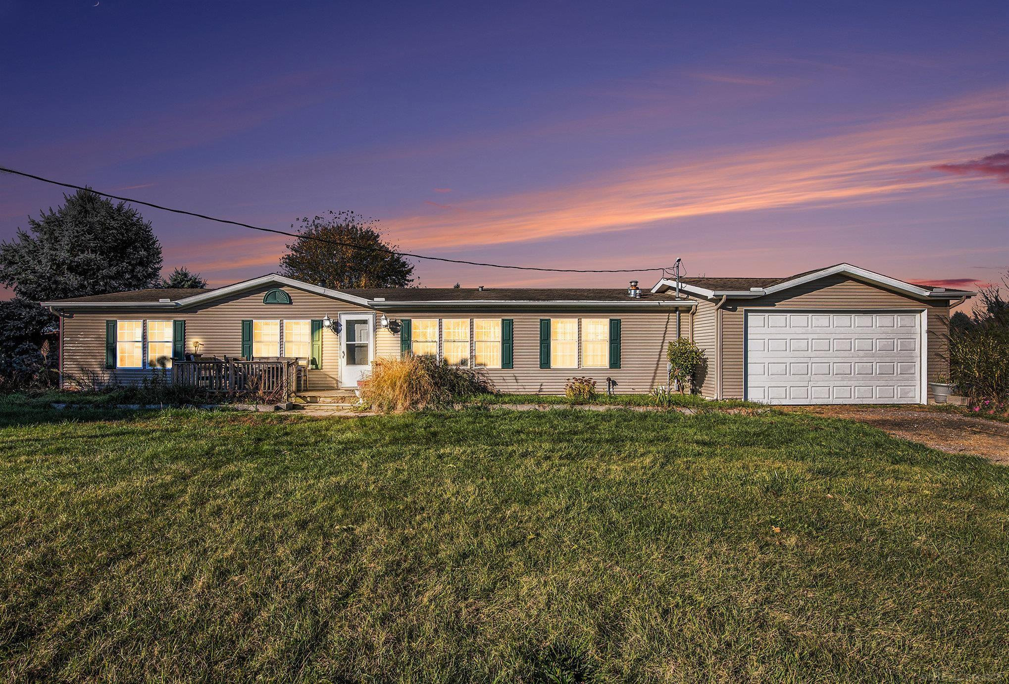 2892 W Koylette Road, Marlette, MI 48453 — front exterior