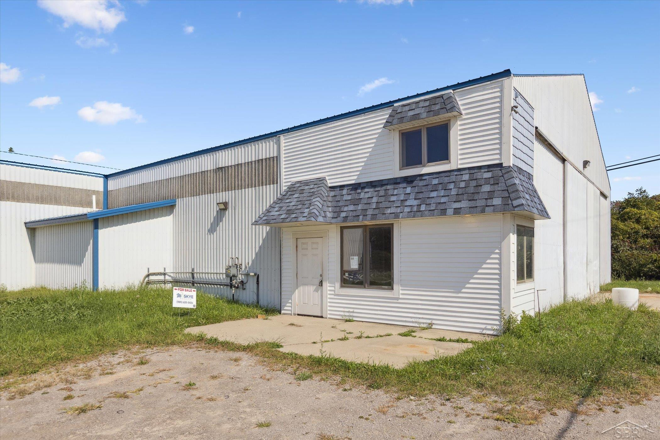 683 River Road, Bay City, MI 48708 — Photo 5