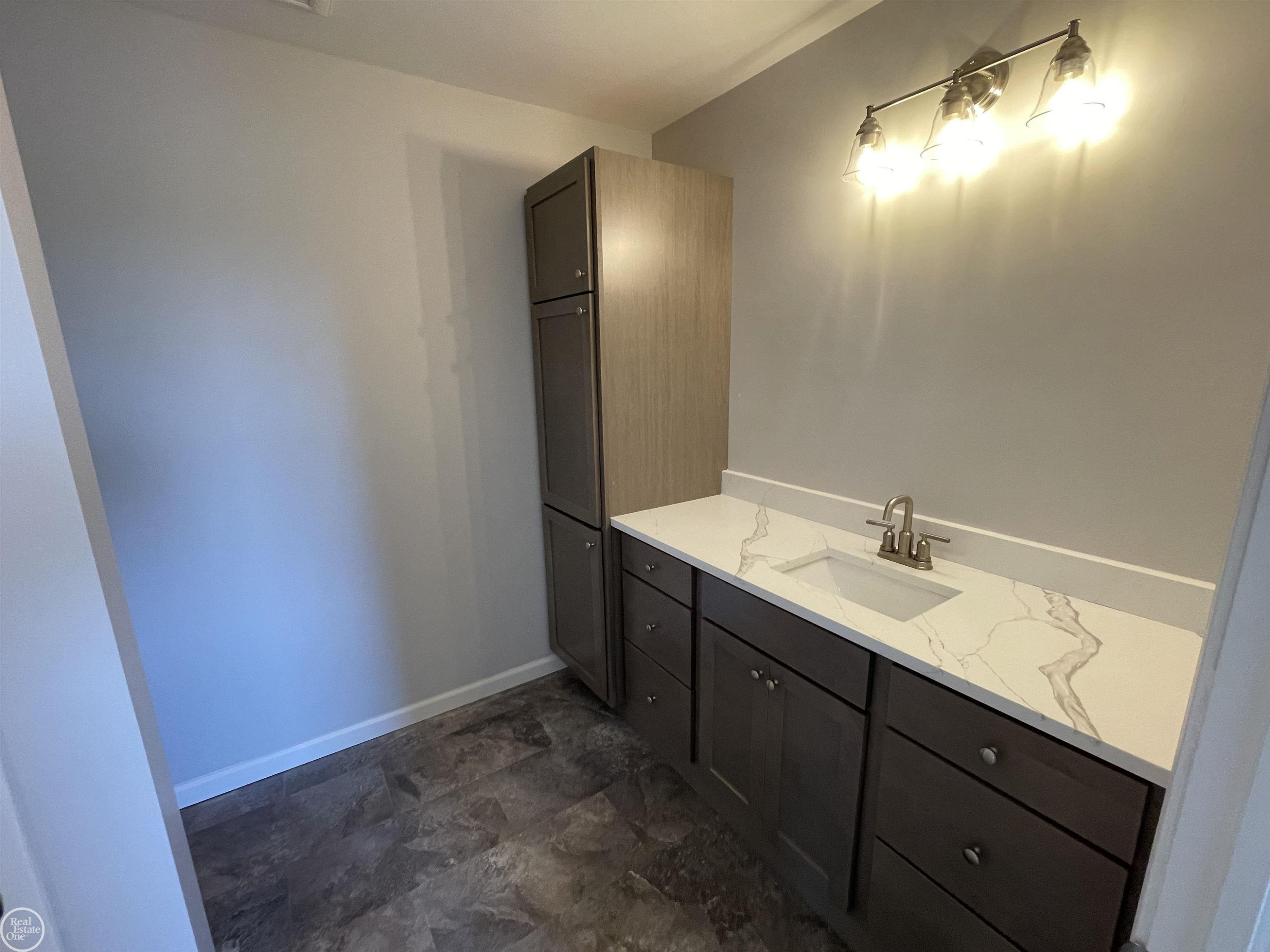 8540 Wildcat Road, MI 48032 — Photo 13