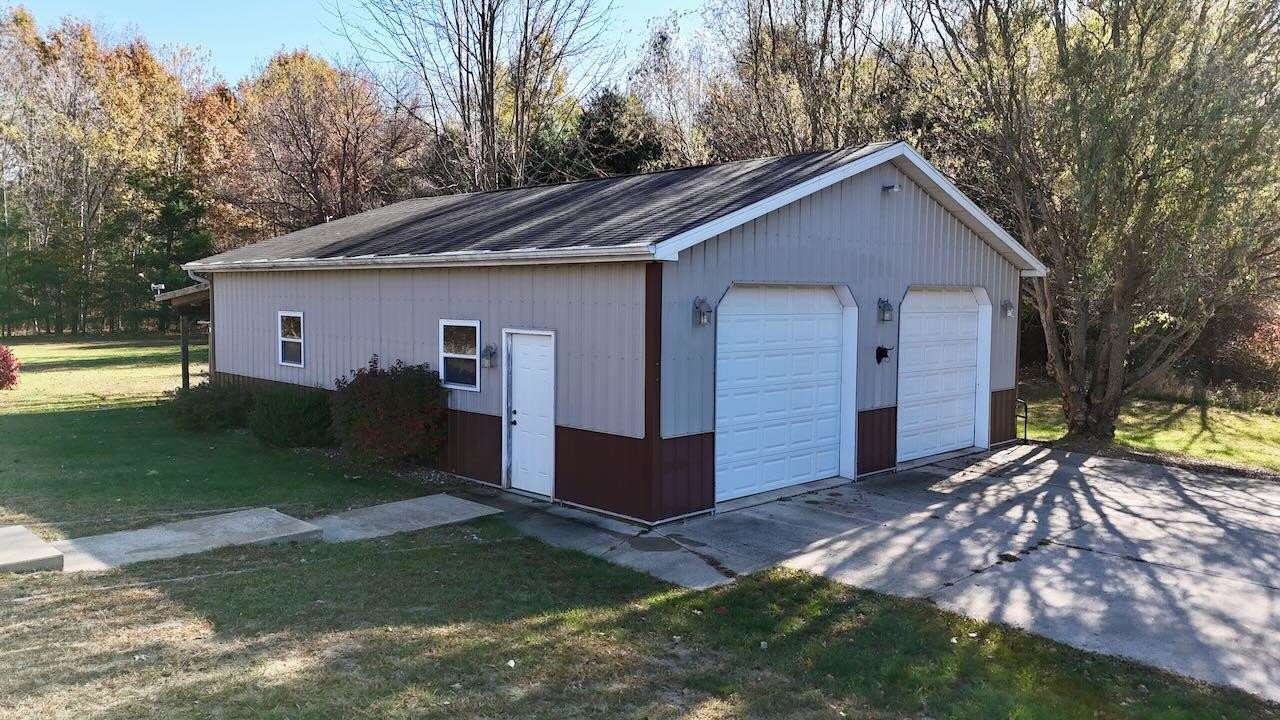 13271 S Hemlock Road, Chesaning, MI 48616 — Photo 4
