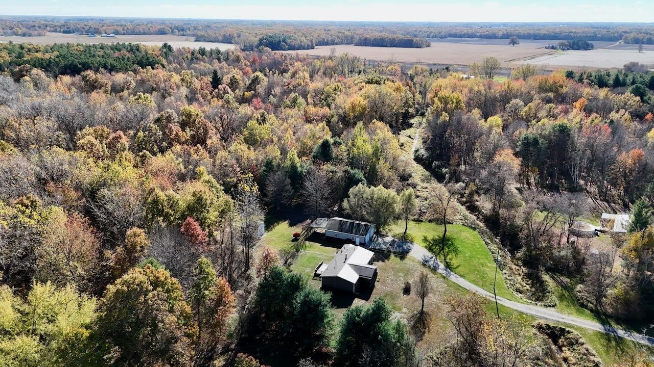 13271 S Hemlock Road, Chesaning, MI 48616 — Photo 7