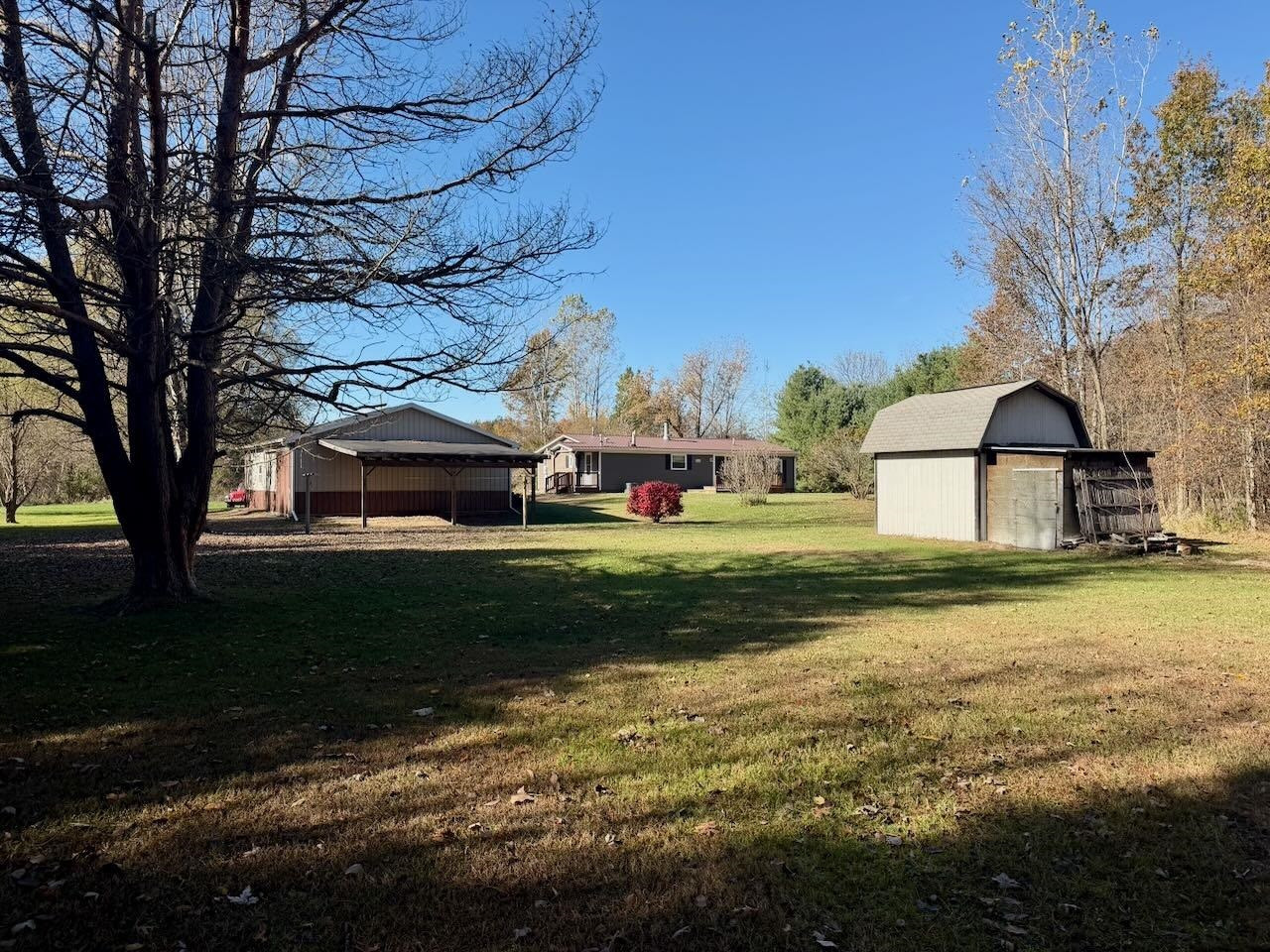 13271 S Hemlock Road, Chesaning, MI 48616 — Photo 18
