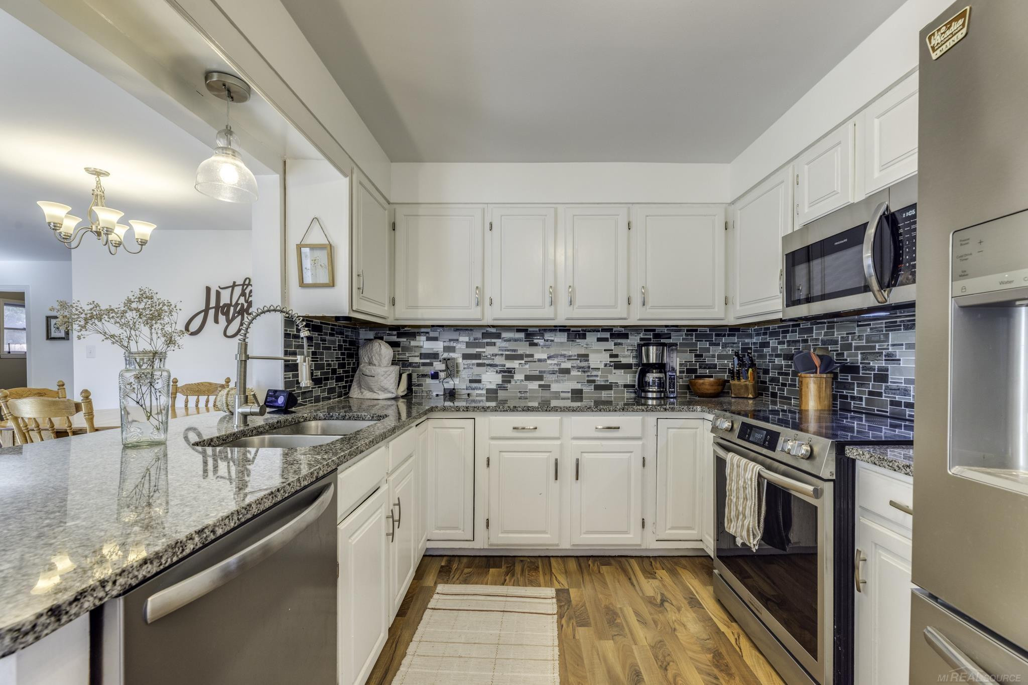 2475 Sharon Lane, Port Huron, MI 48060 — Photo 5