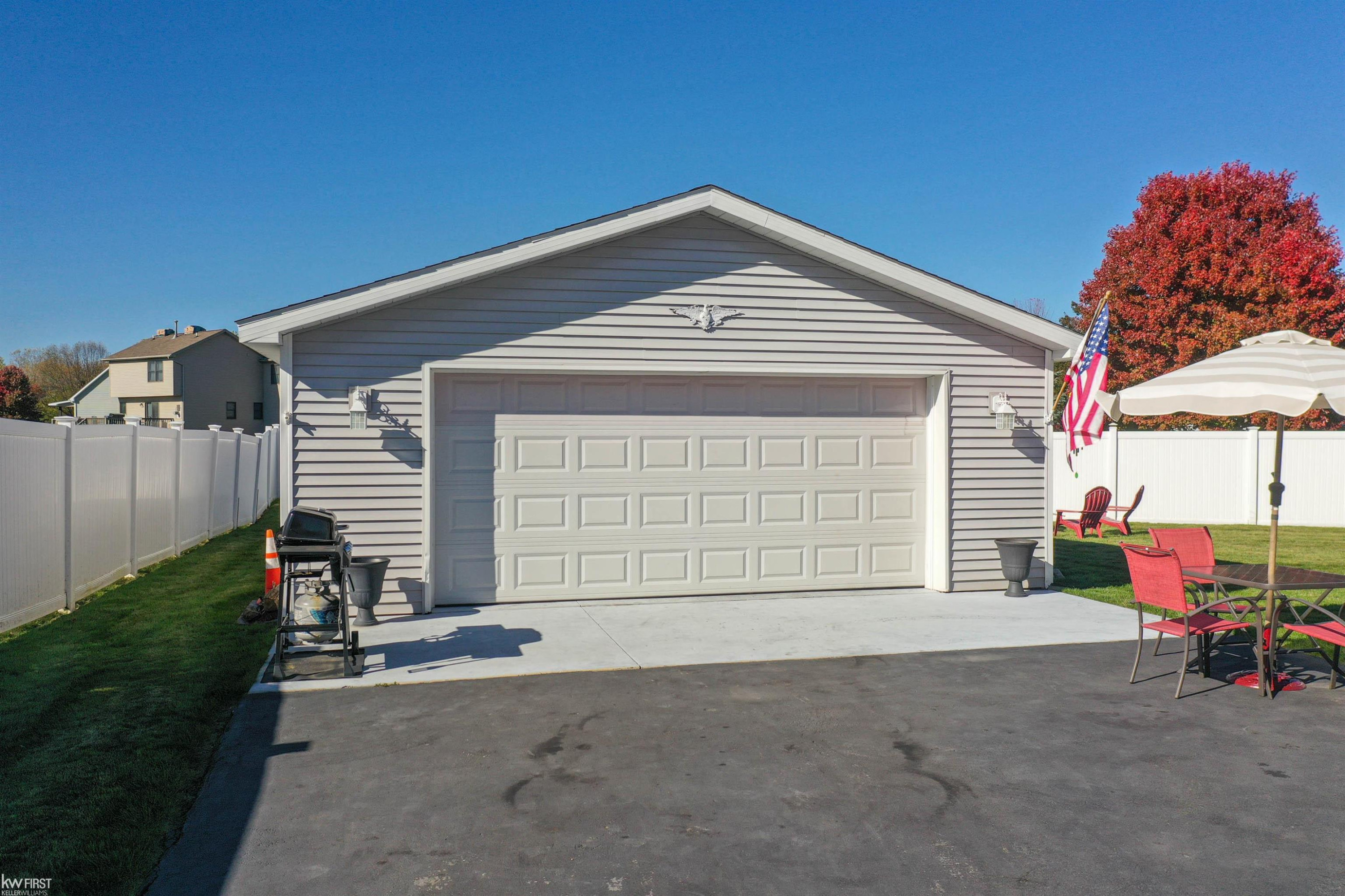 7094 Crosswinds Drive, Swartz Creek, MI 48473 — Photo 4