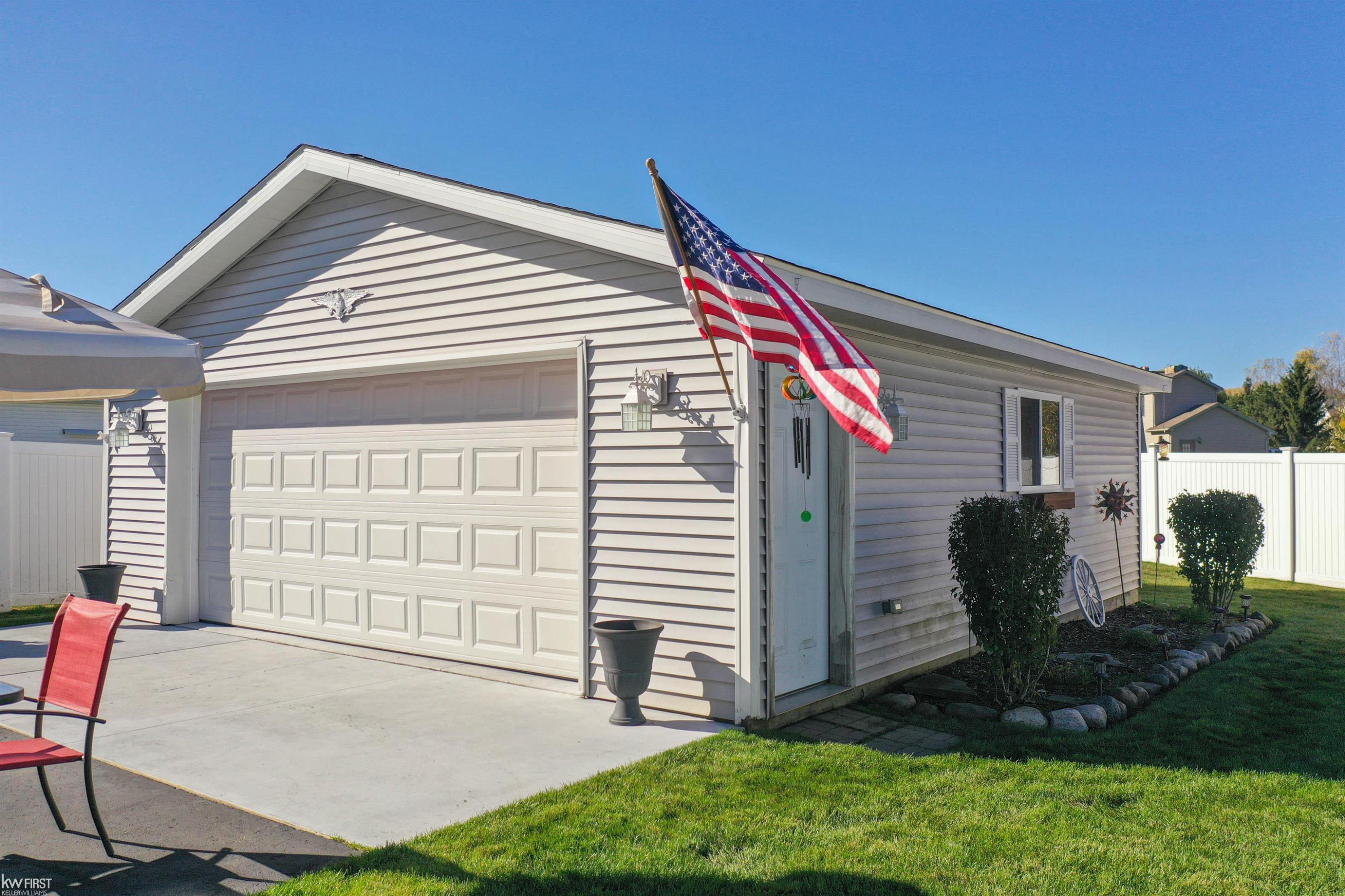 7094 Crosswinds Drive, Swartz Creek, MI 48473 — Photo 5