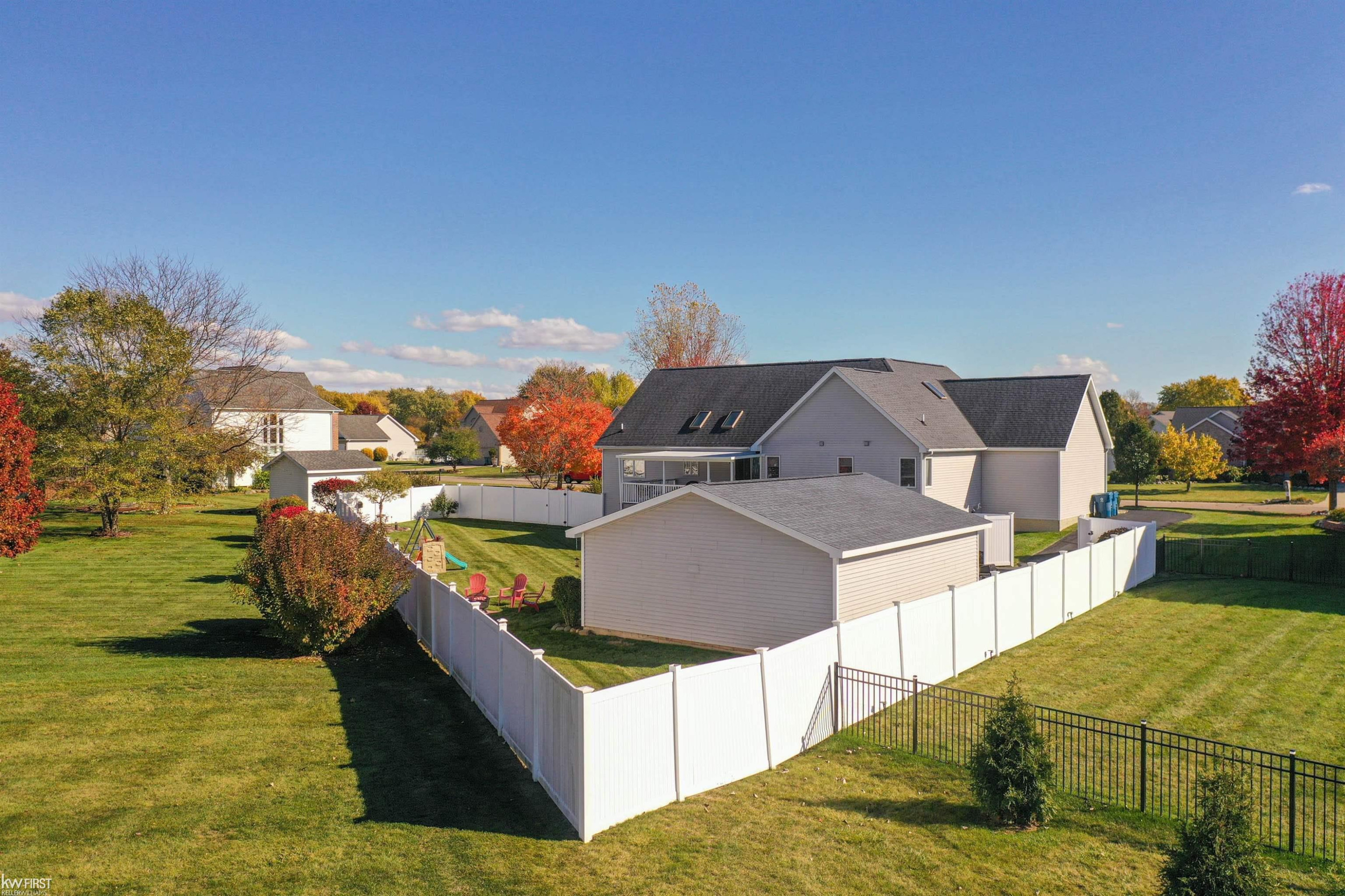 7094 Crosswinds Drive, Swartz Creek, MI 48473 — Photo 33
