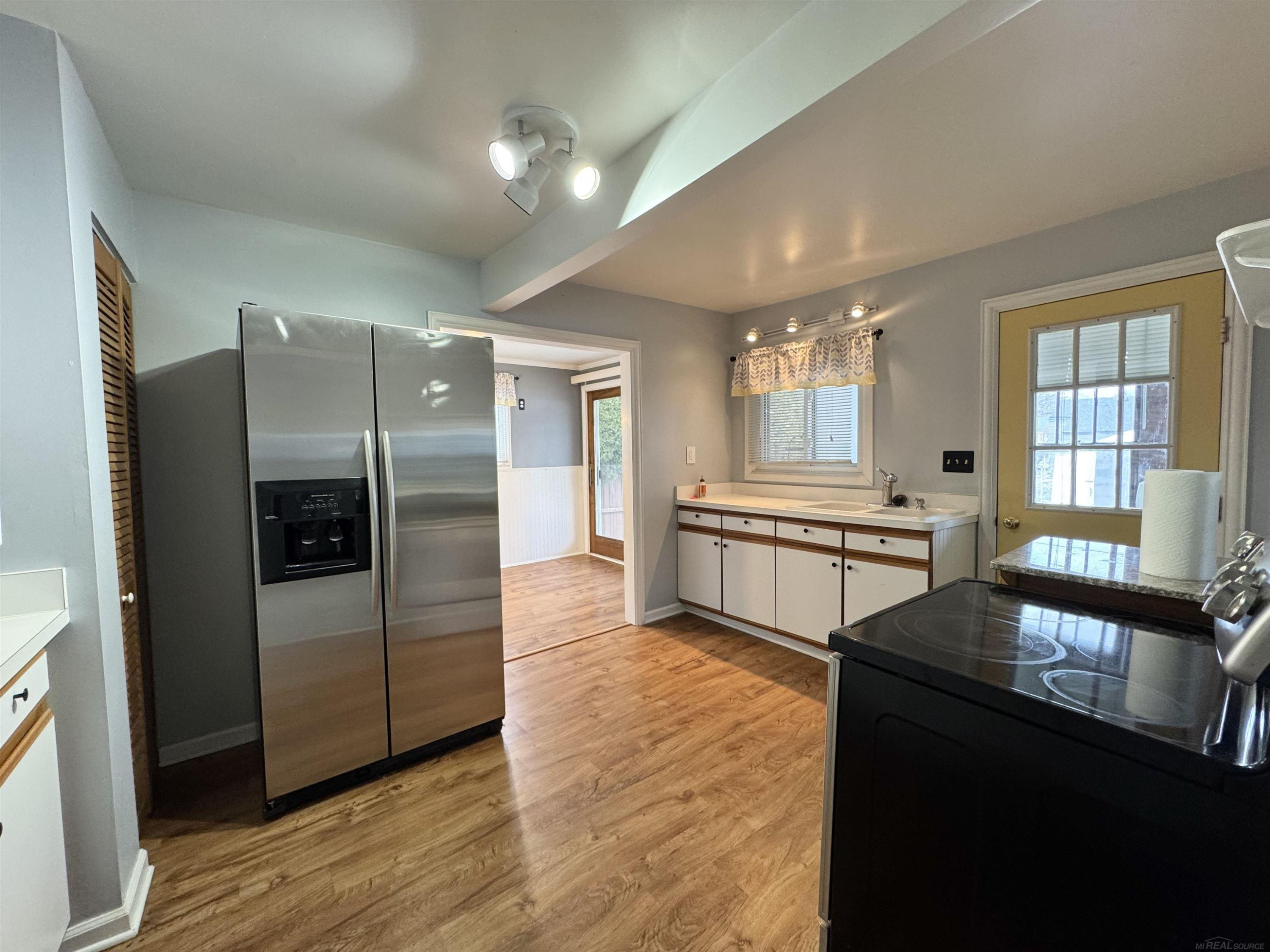 22017 Rosedale Street, Saint Clair Shores, MI 48080 — Photo 14