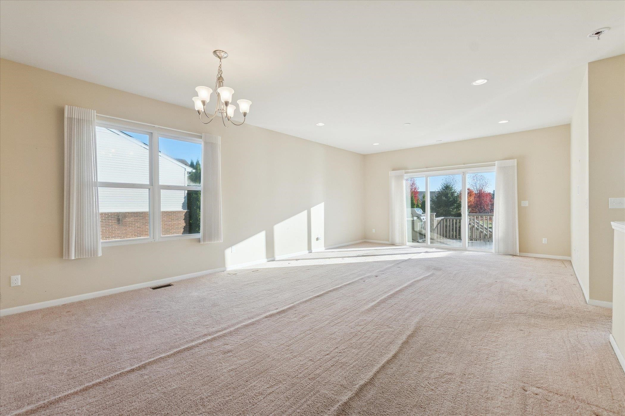 9525 Pine Valley Drive, Grand Blanc, MI 48439 — Photo 8