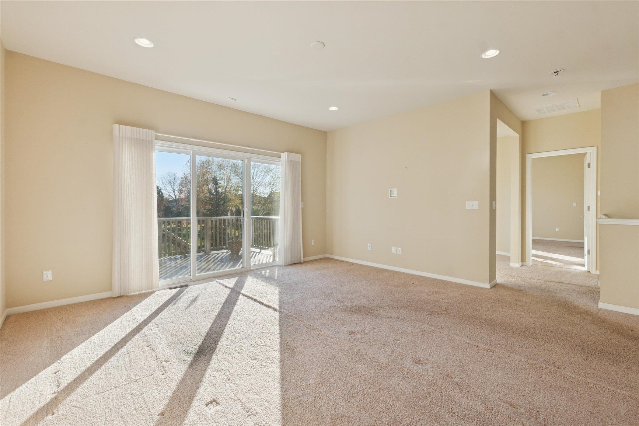 9525 Pine Valley Drive, Grand Blanc, MI 48439 — Photo 10