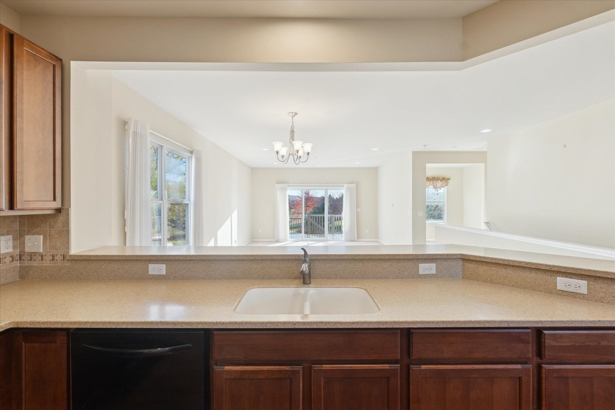 9525 Pine Valley Drive, Grand Blanc, MI 48439 — Photo 17